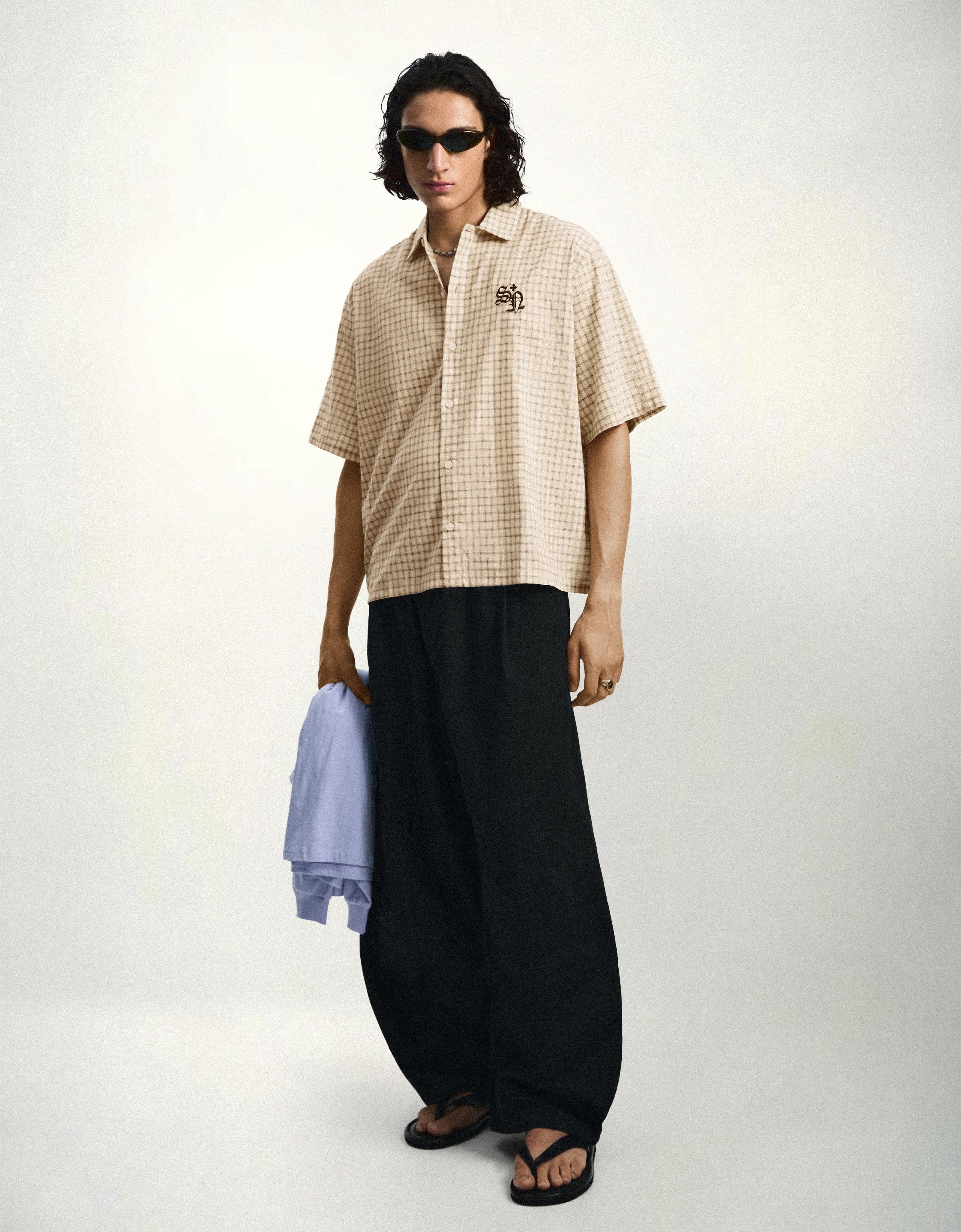 Embroidered short sleeve shirt — Beige