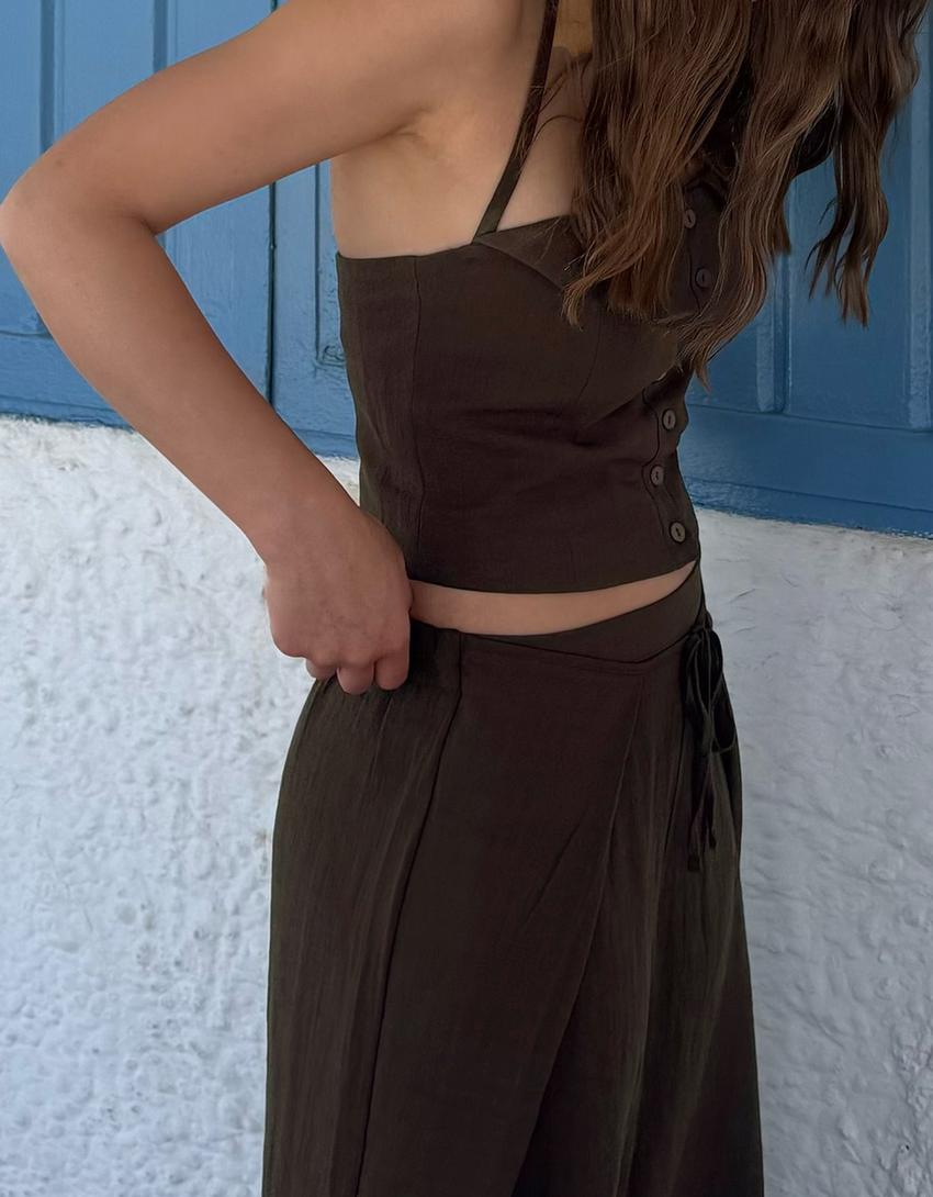 Halter buttoned waistcoat-Brown