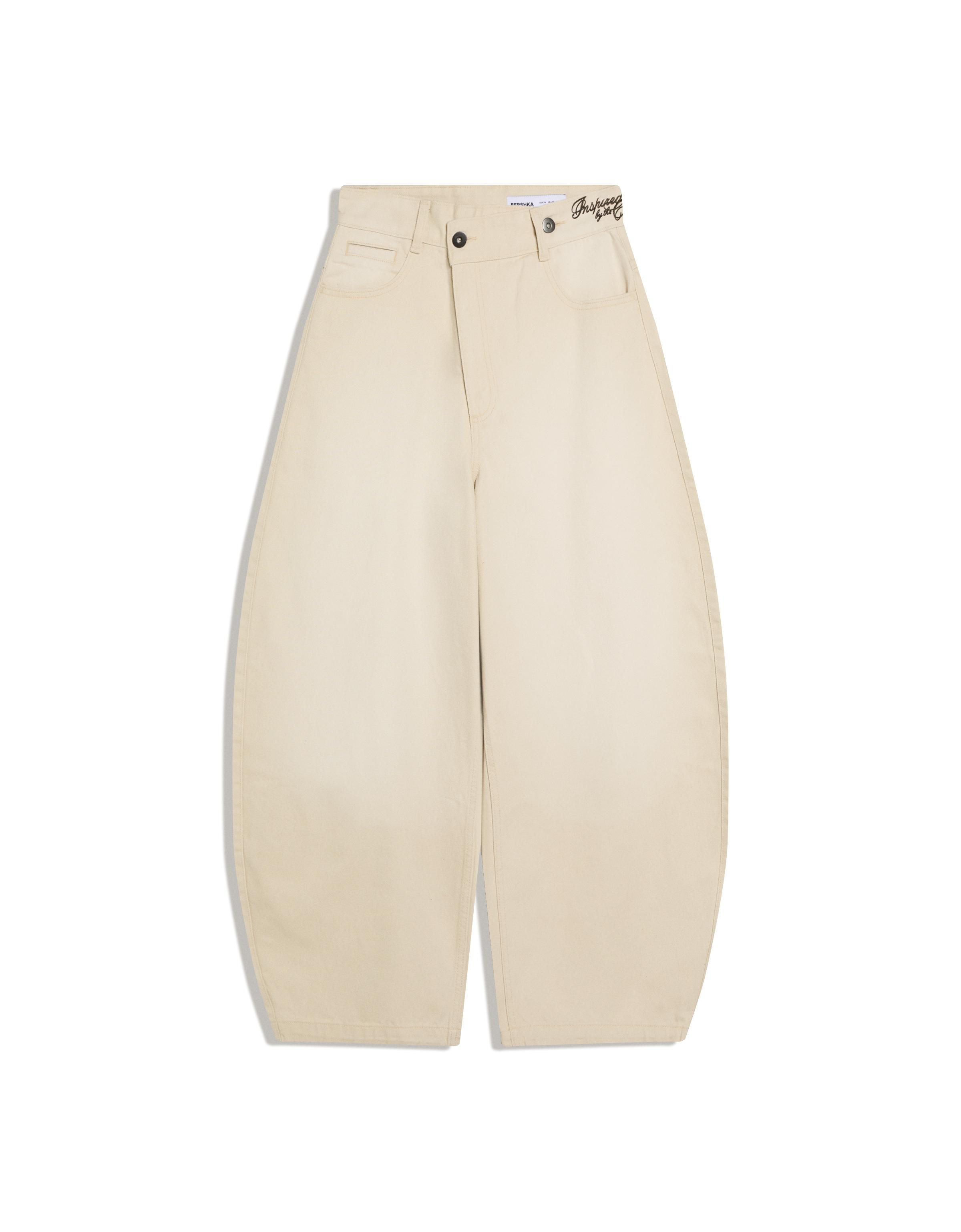 Embroidered crossover barrel trousers — Sand