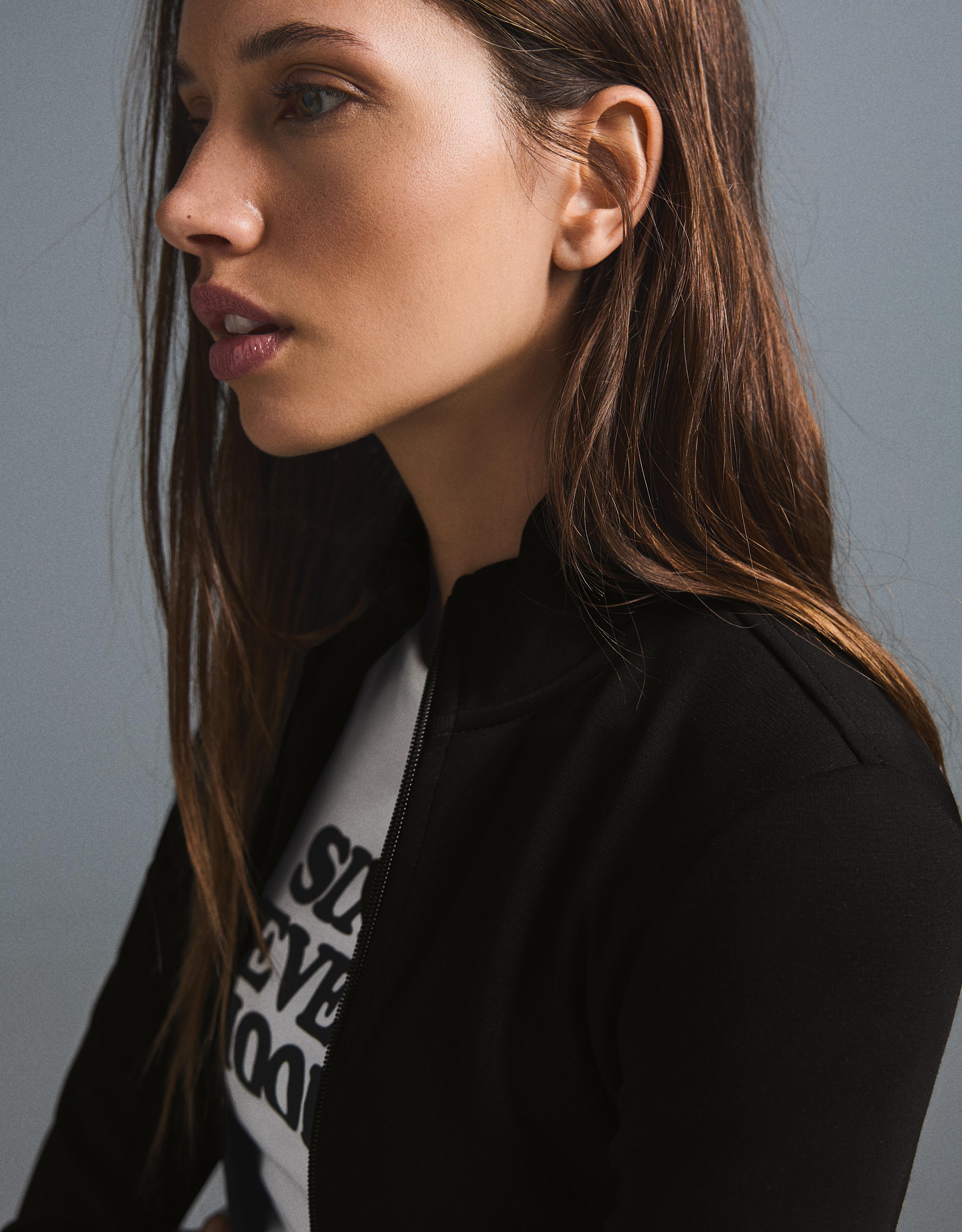 Ribbed zip jacket — Black