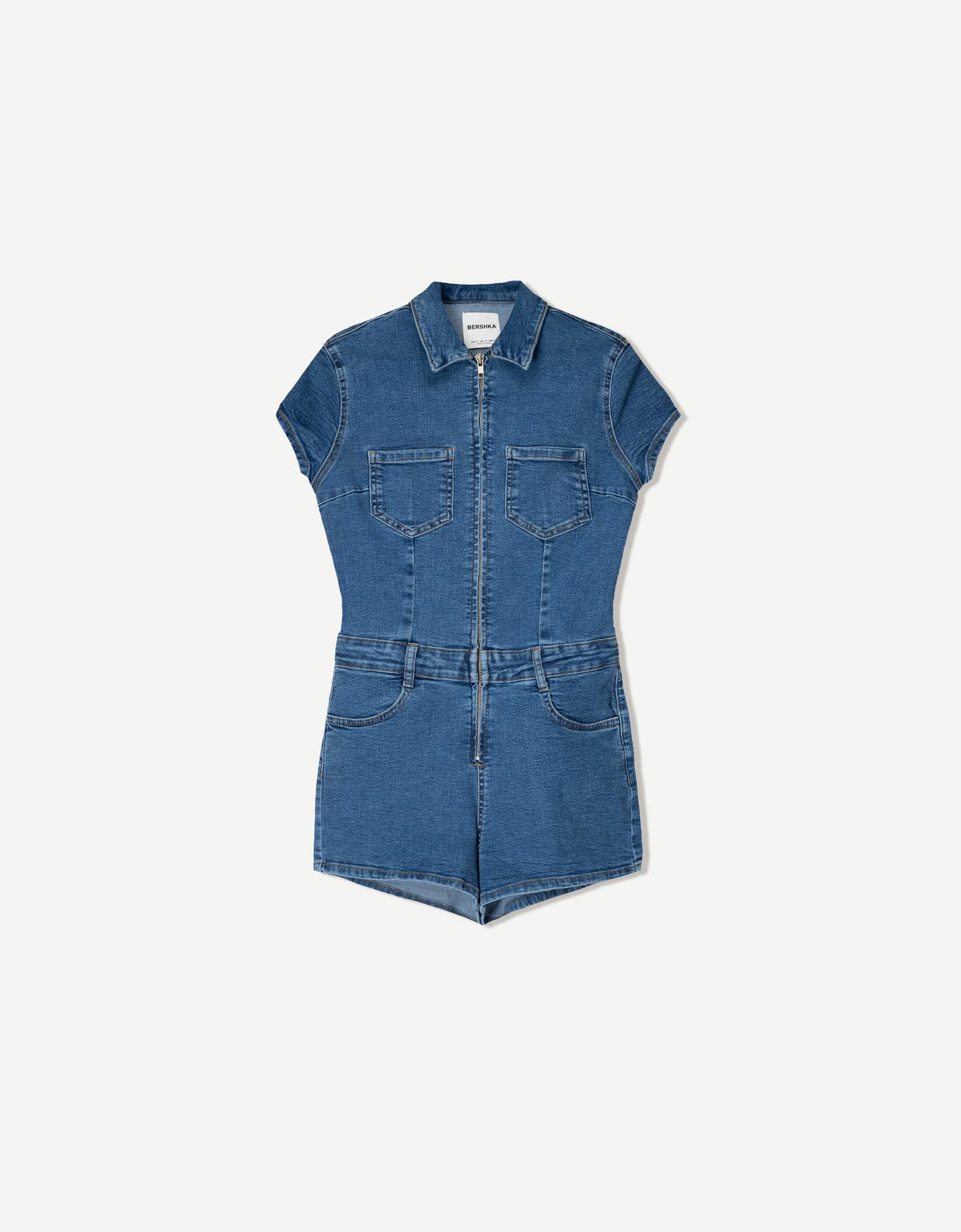 Bershka krótki jeansowy kombinezon wyblakły niebieski