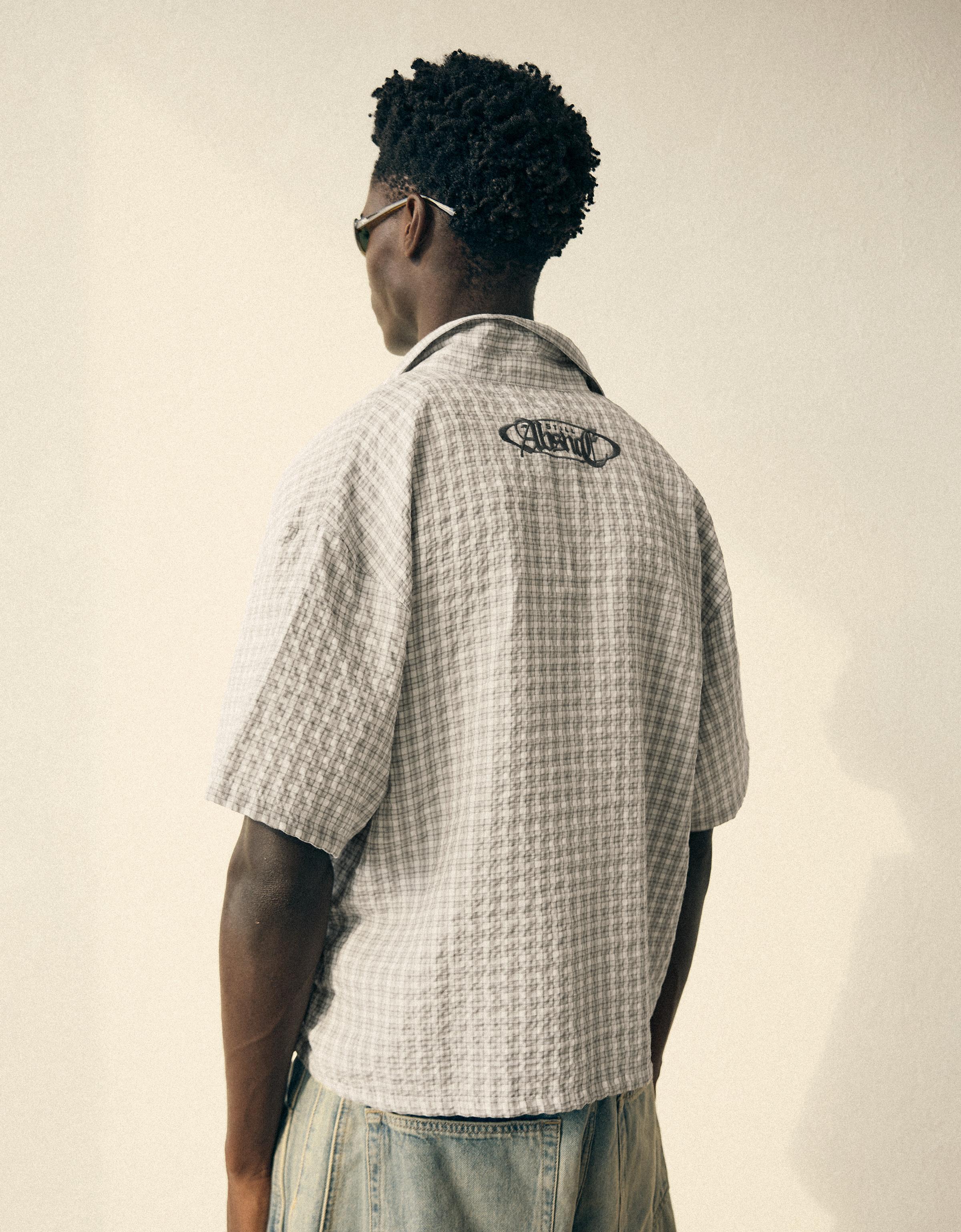 Short-sleeved boxy print shirt — Mixed gray