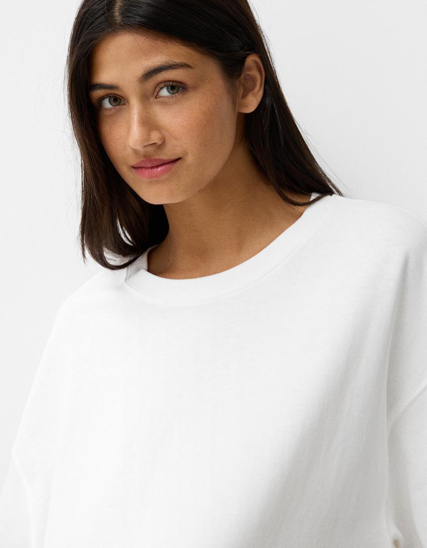 Boxy fit short sleeve T-shirt - BSK Teen | Bershka