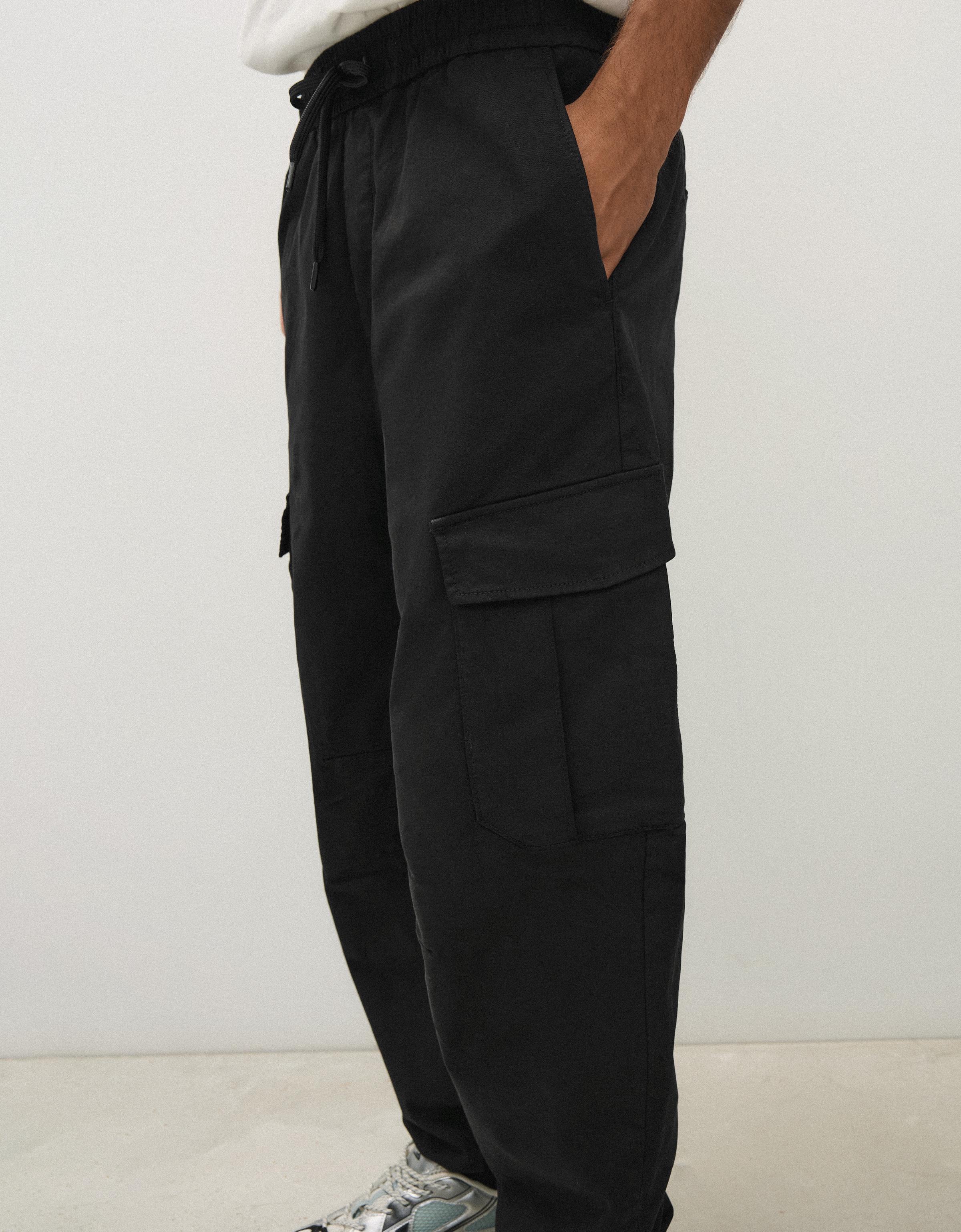 Slim fit cargo joggers — Black