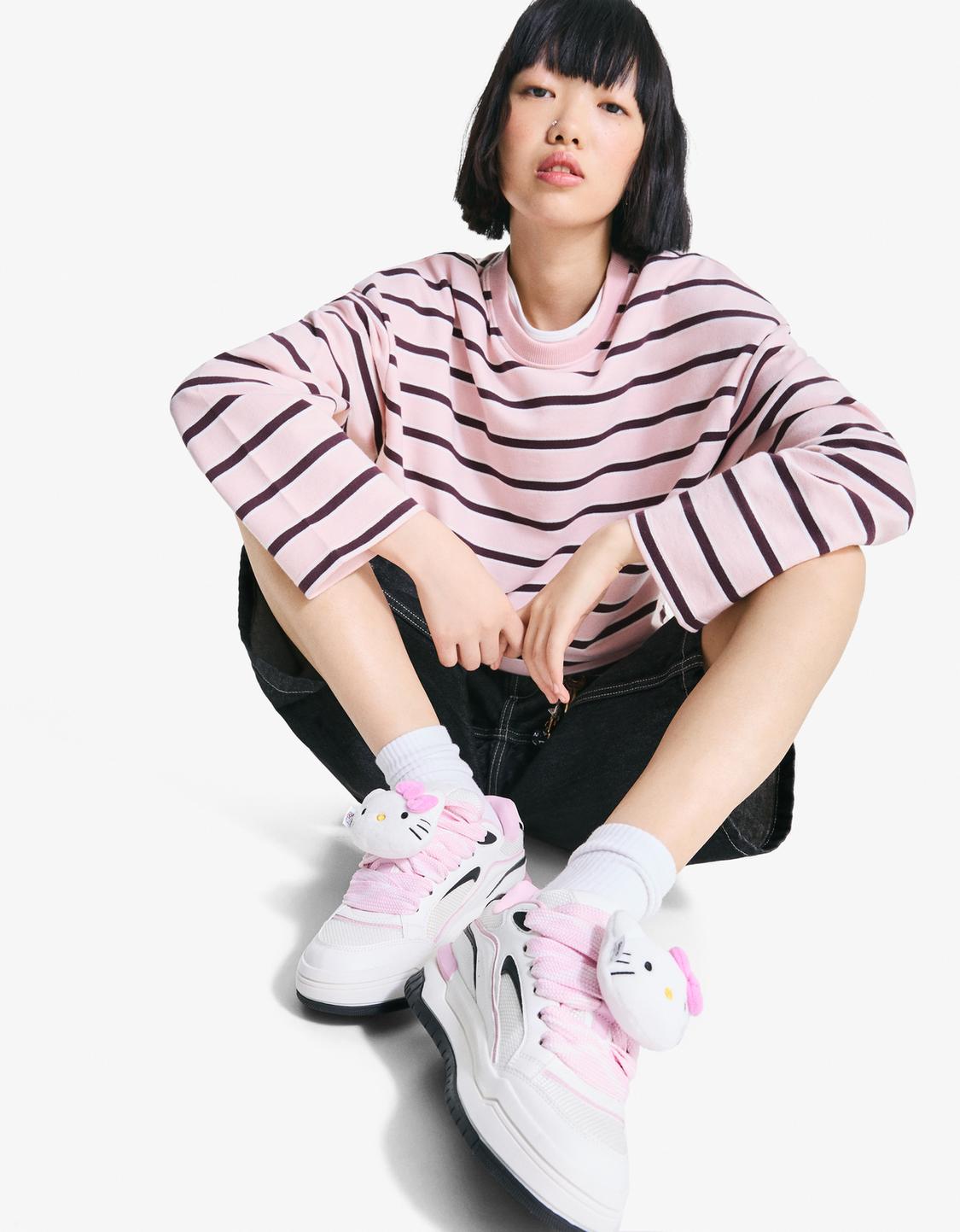 Hello Kitty skater trainers