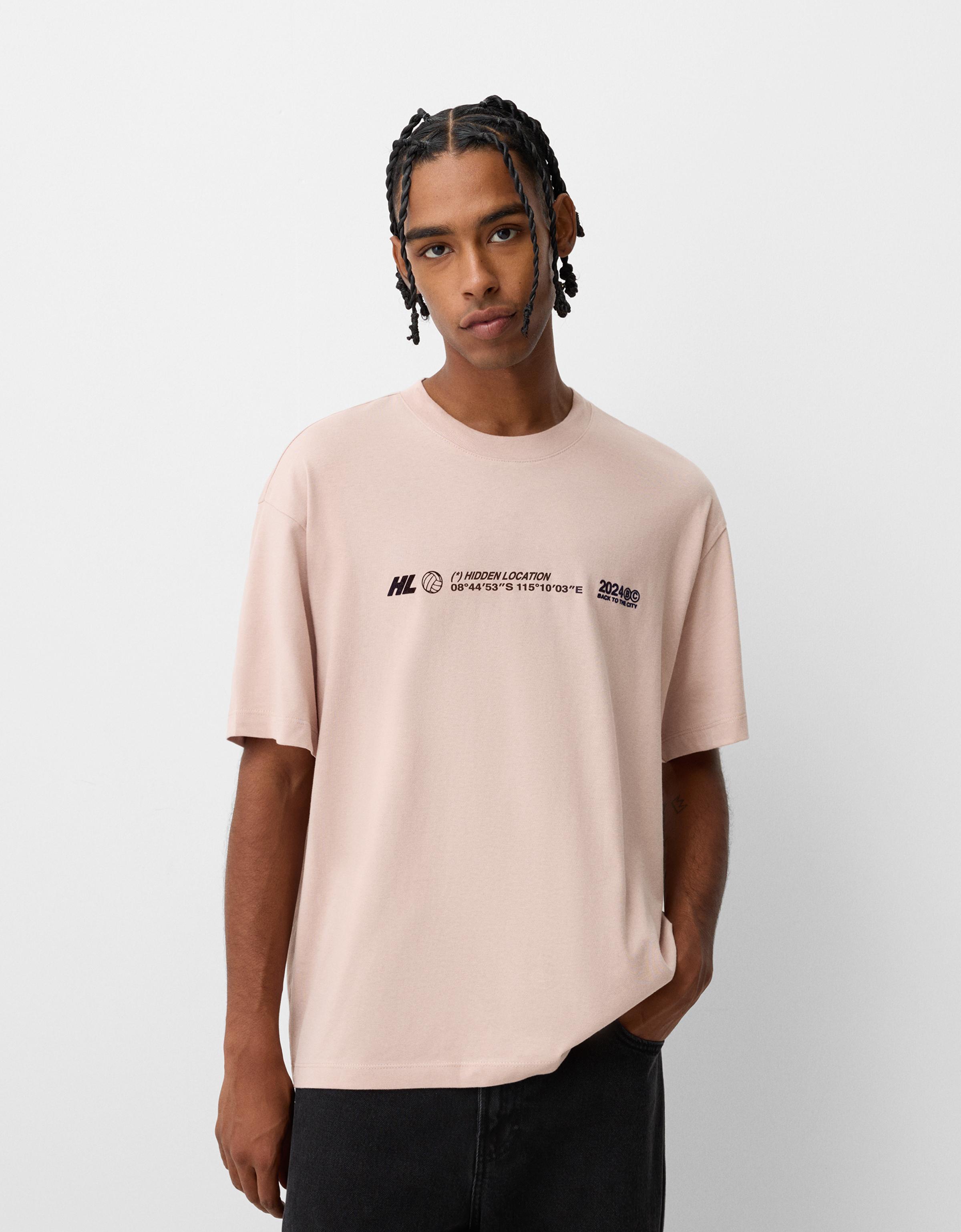 Bershka T-Shirt Im Relaxed-Fit Mit Kurzen Ärmeln Und Print Herren M Rosa