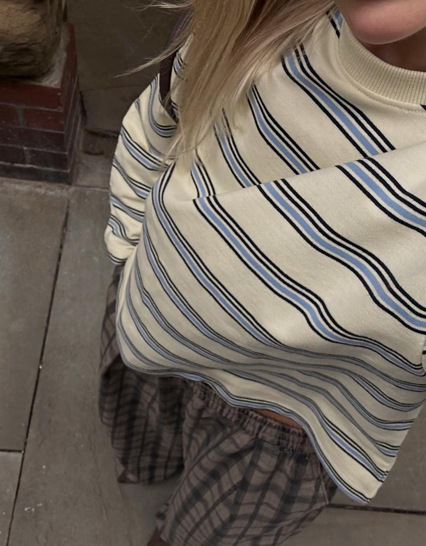 Striped round neck jumper-Yellow