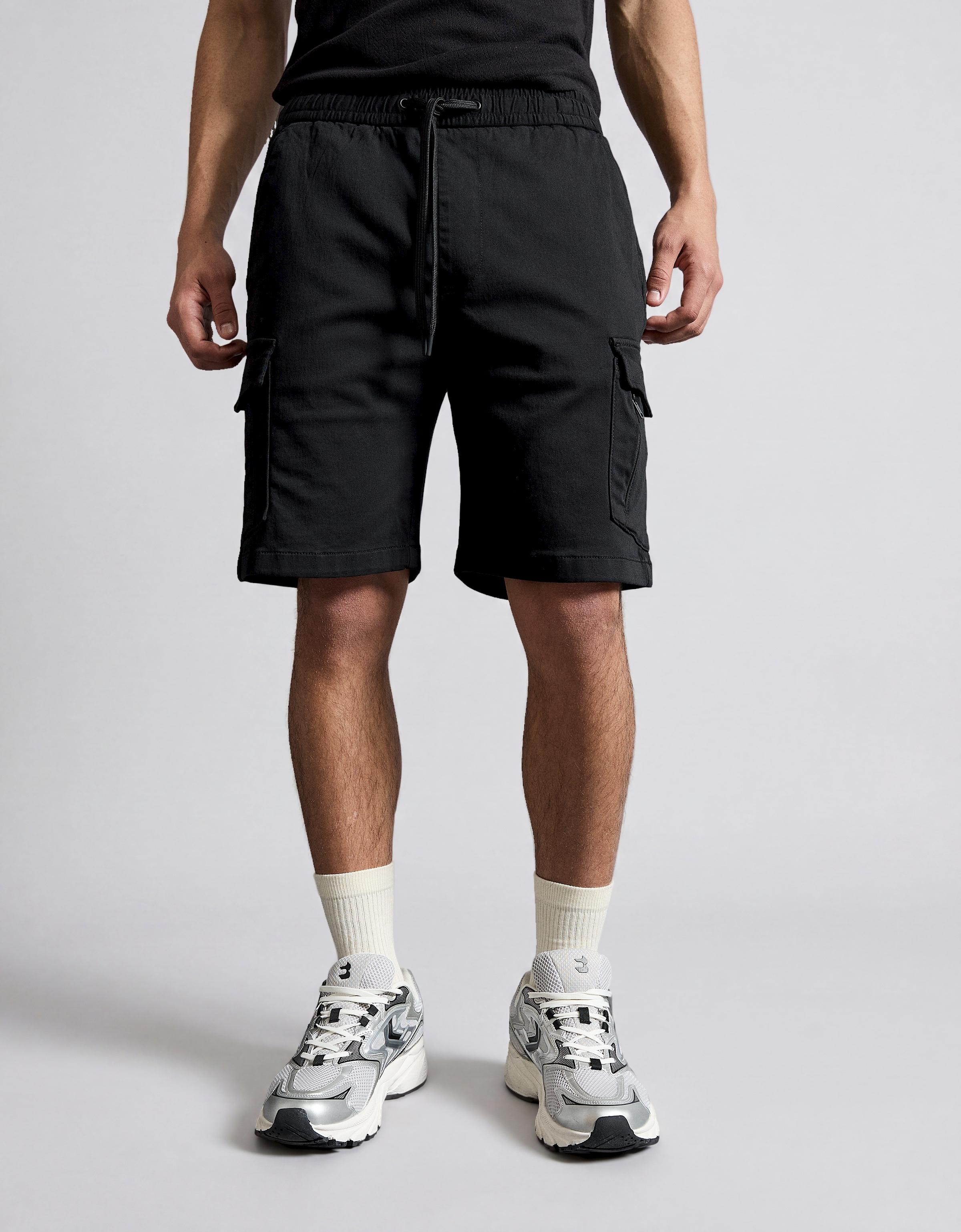Regular fit cargo Bermuda shorts — Black