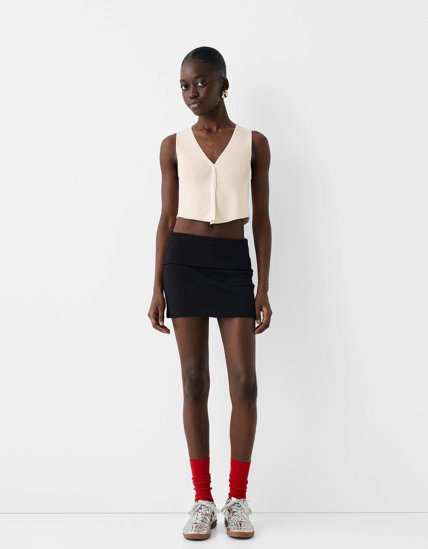 Knitted V-neck vest-Cream-3