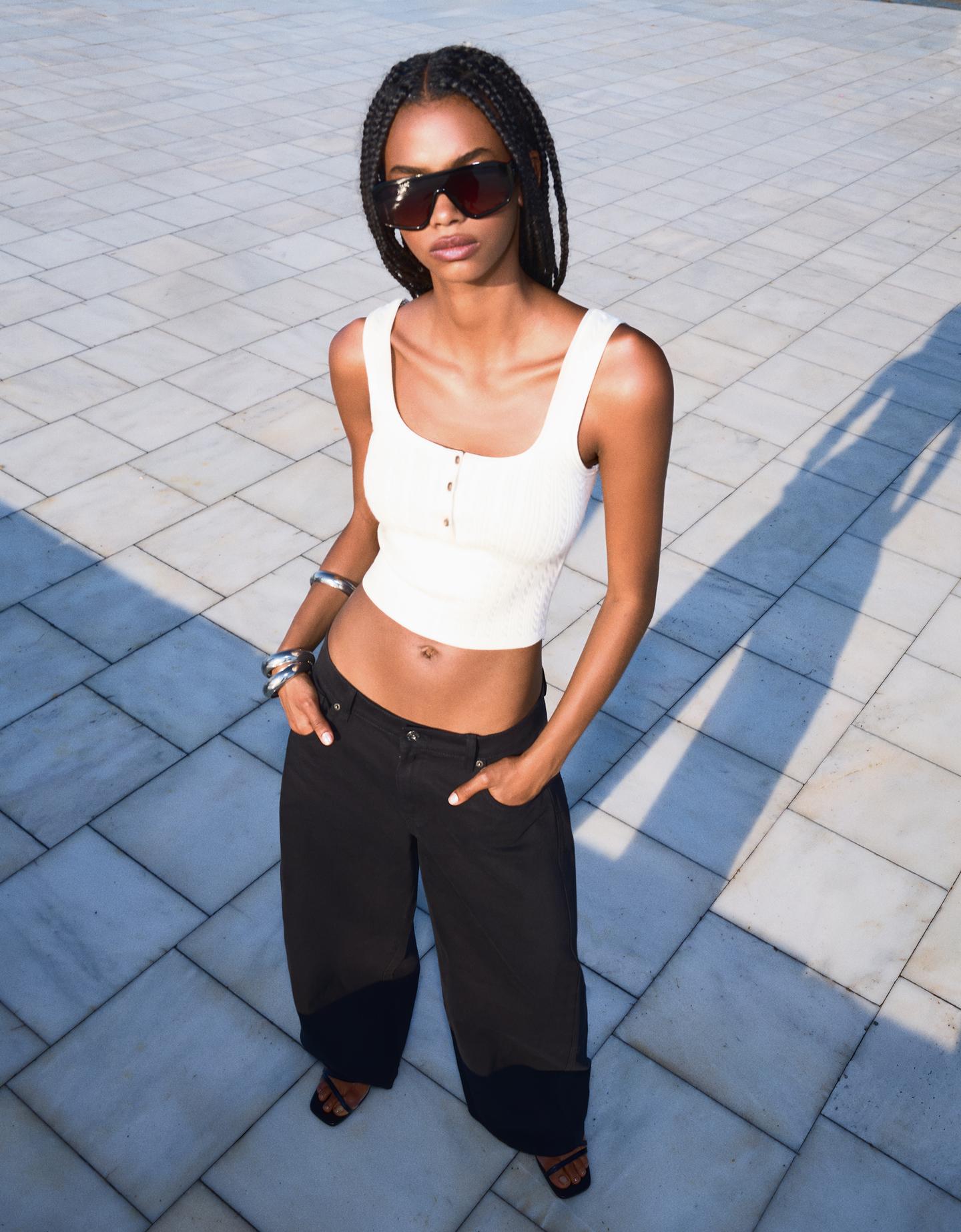 Bershka top na ramiączkach z warkoczem kremowy