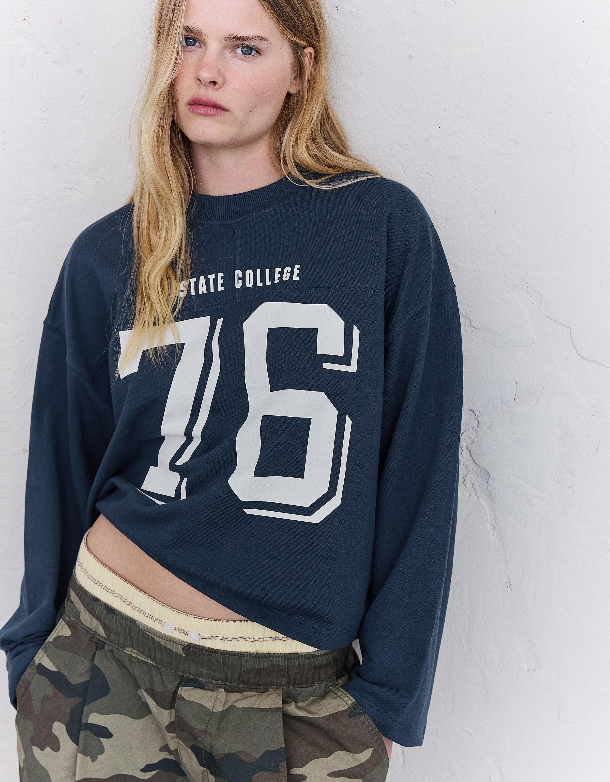 Printed round neck sweatshirt — Navy