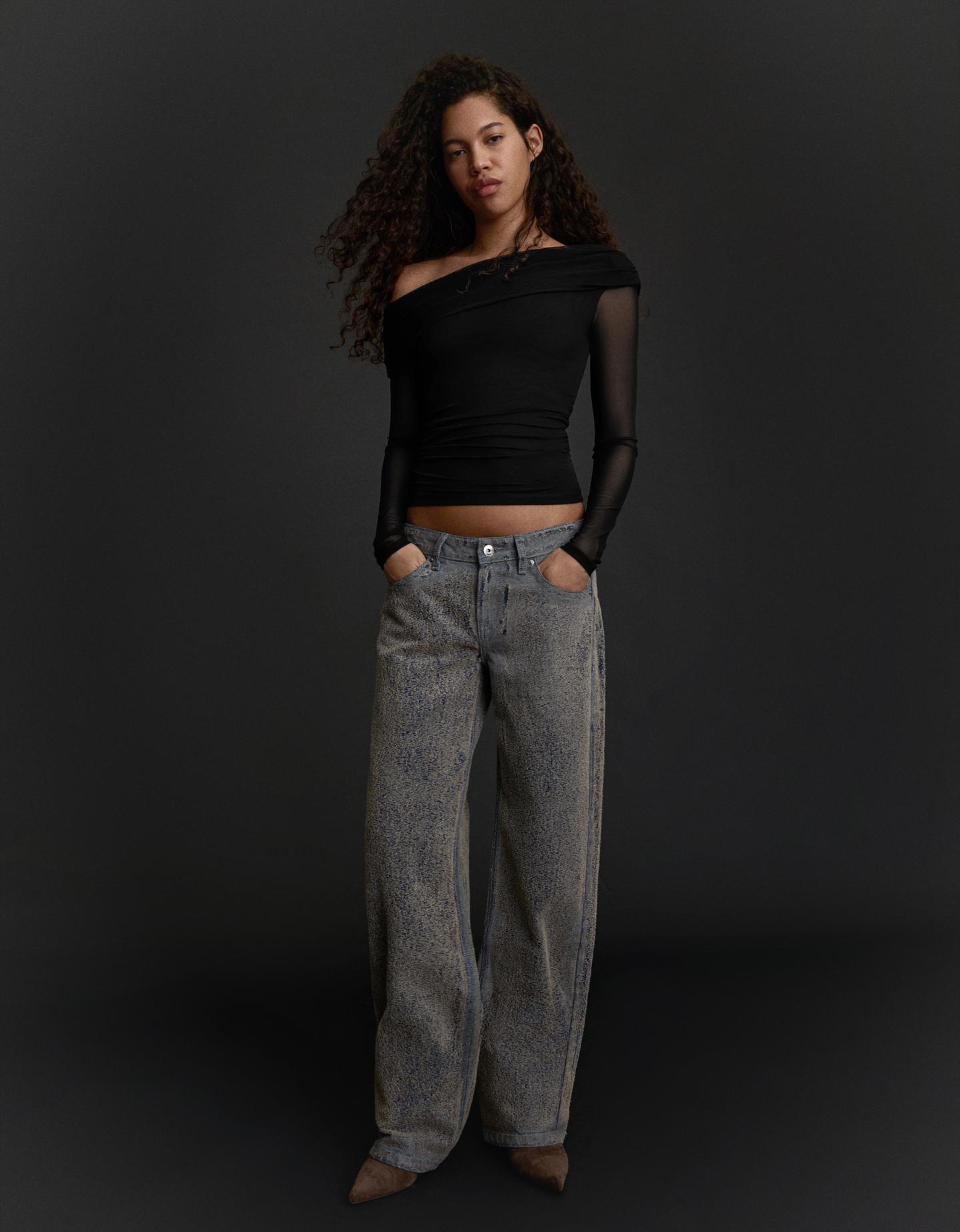 Bershka Maglietta Asimmetrica In Tulle A Maniche Lunghe Donna M Nero