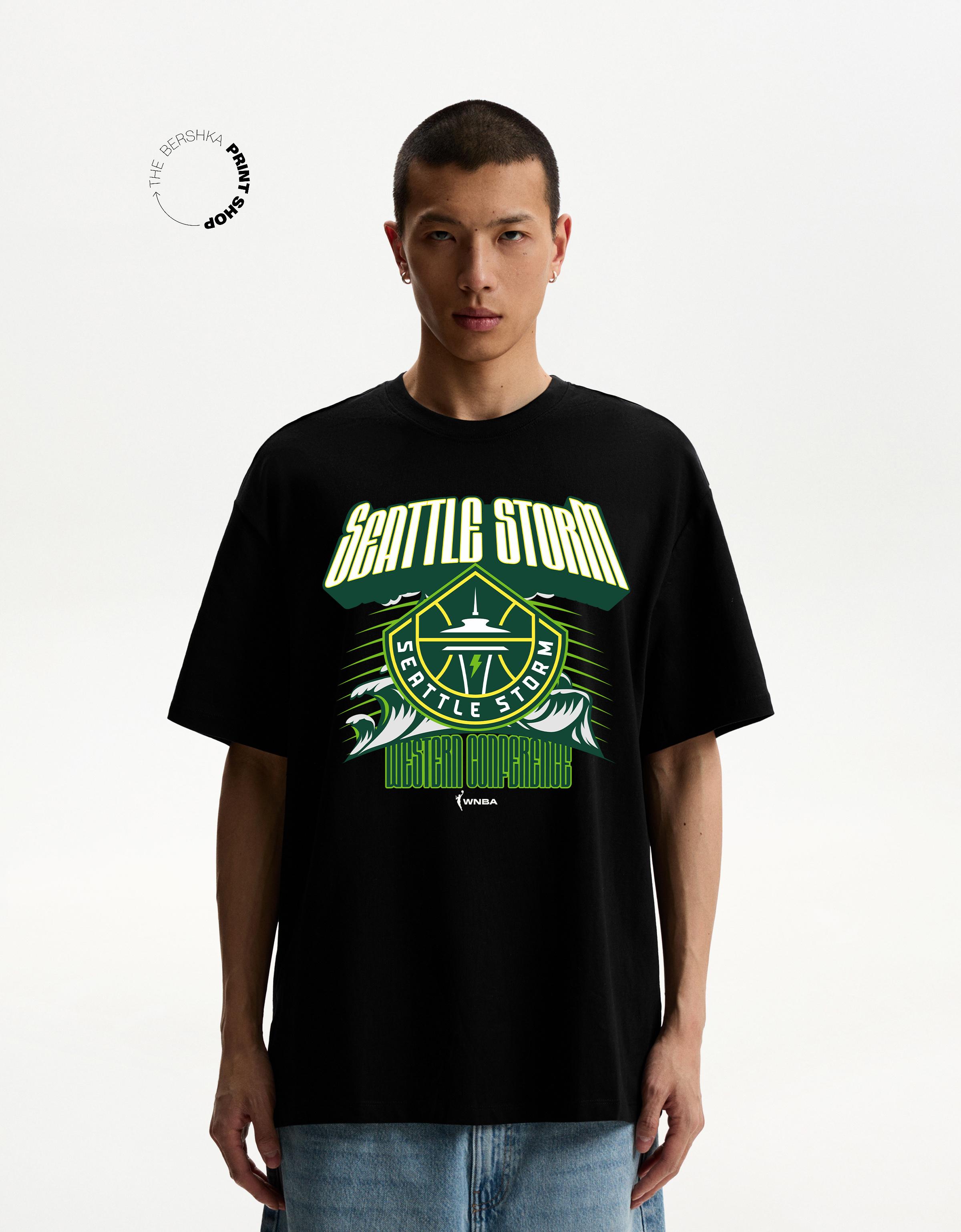 Bershka Wnba Seattle Storm T-Shirt Mit Kurzen Ärmeln Herren Xs Schwarz