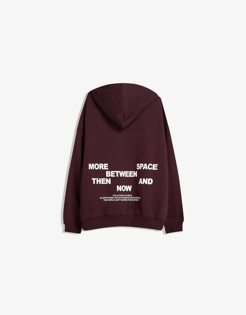Hoodie med tryck-Vinröd-1