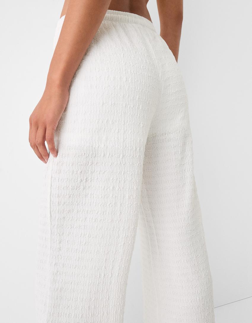 بنطال بقصّة مستقيمة وغرزة وافل-أبيض مطفي-3