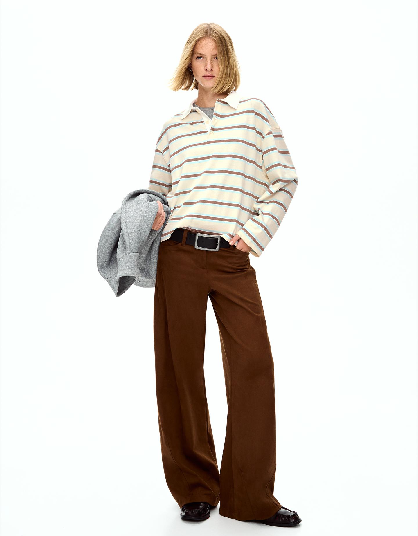 Bershka koszulka z długim rękawem i kołnierzykiem typu polo kremowy