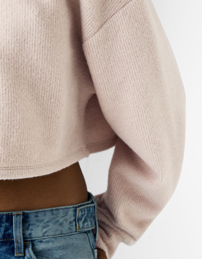 Cropped sweater with a high neck-Sand