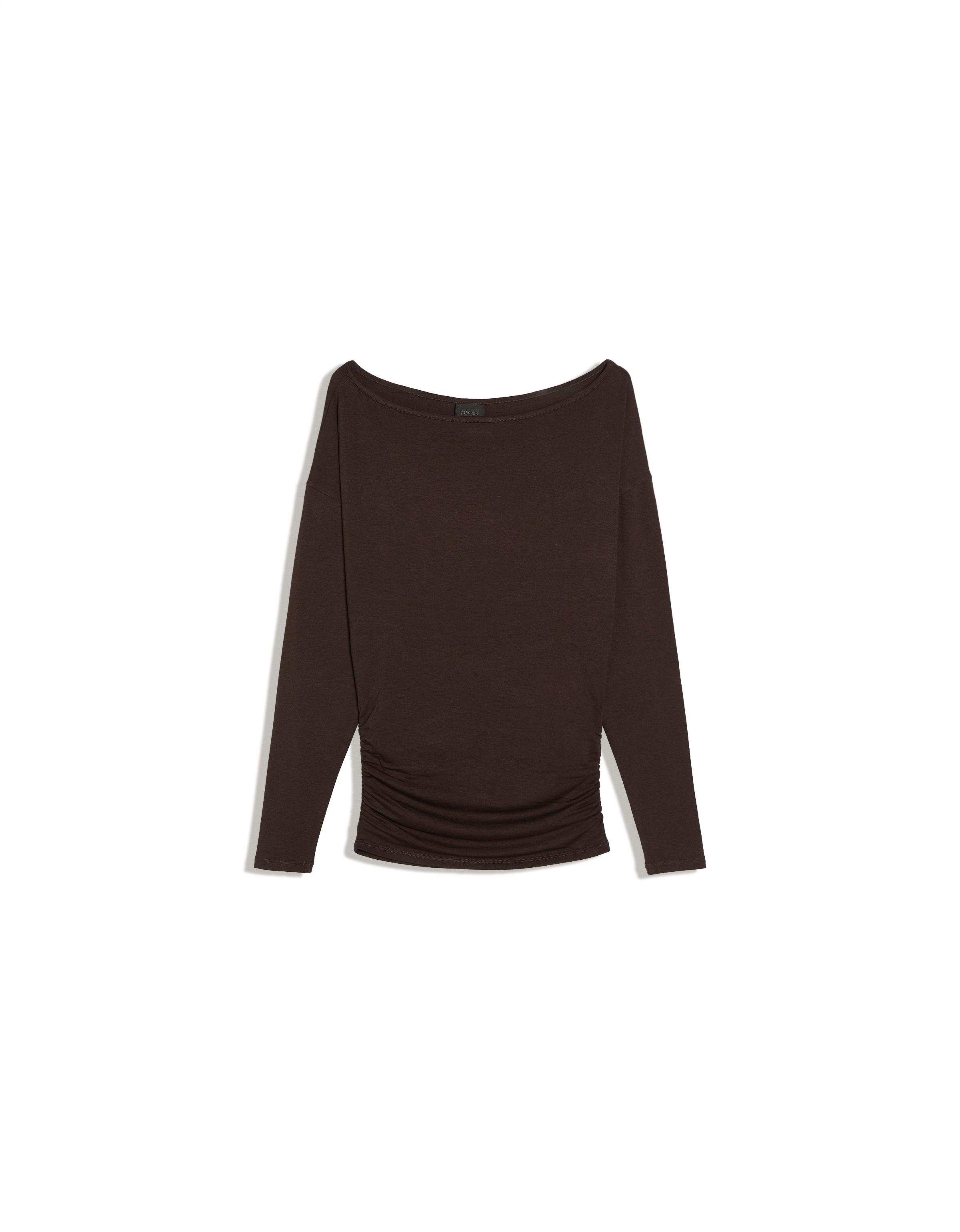 Asymmetric neck long-sleeved T-shirt — Brown