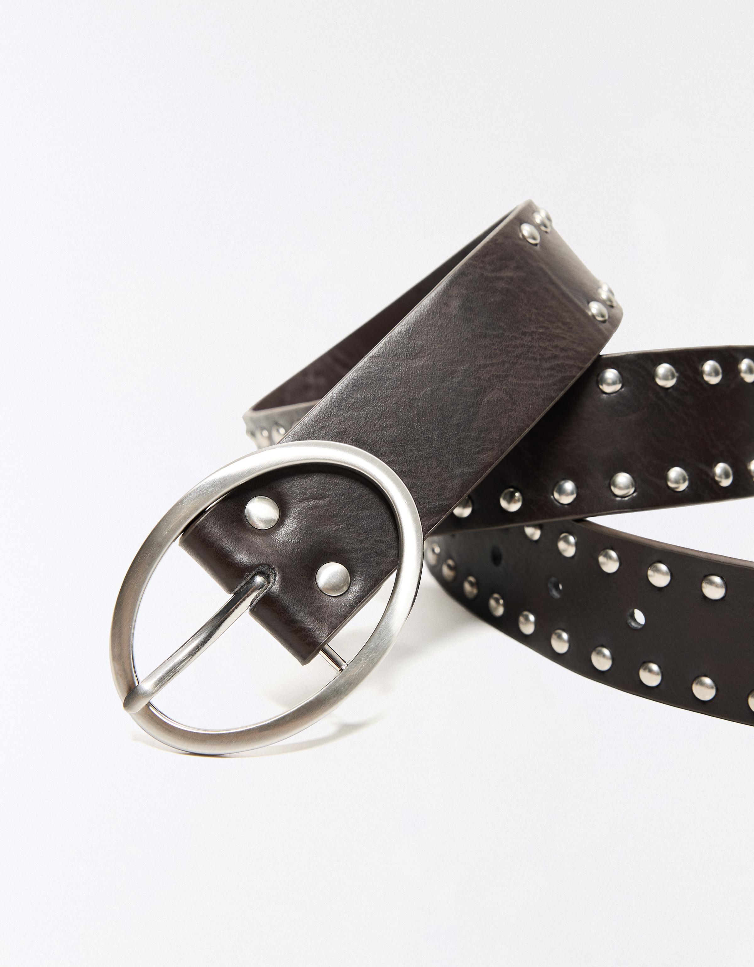 Studded oval buckle belt — Brown