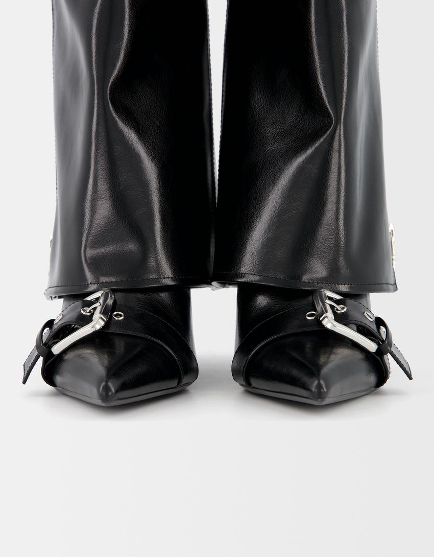 High-heel gaiter boots with buckles - Women | Bershka