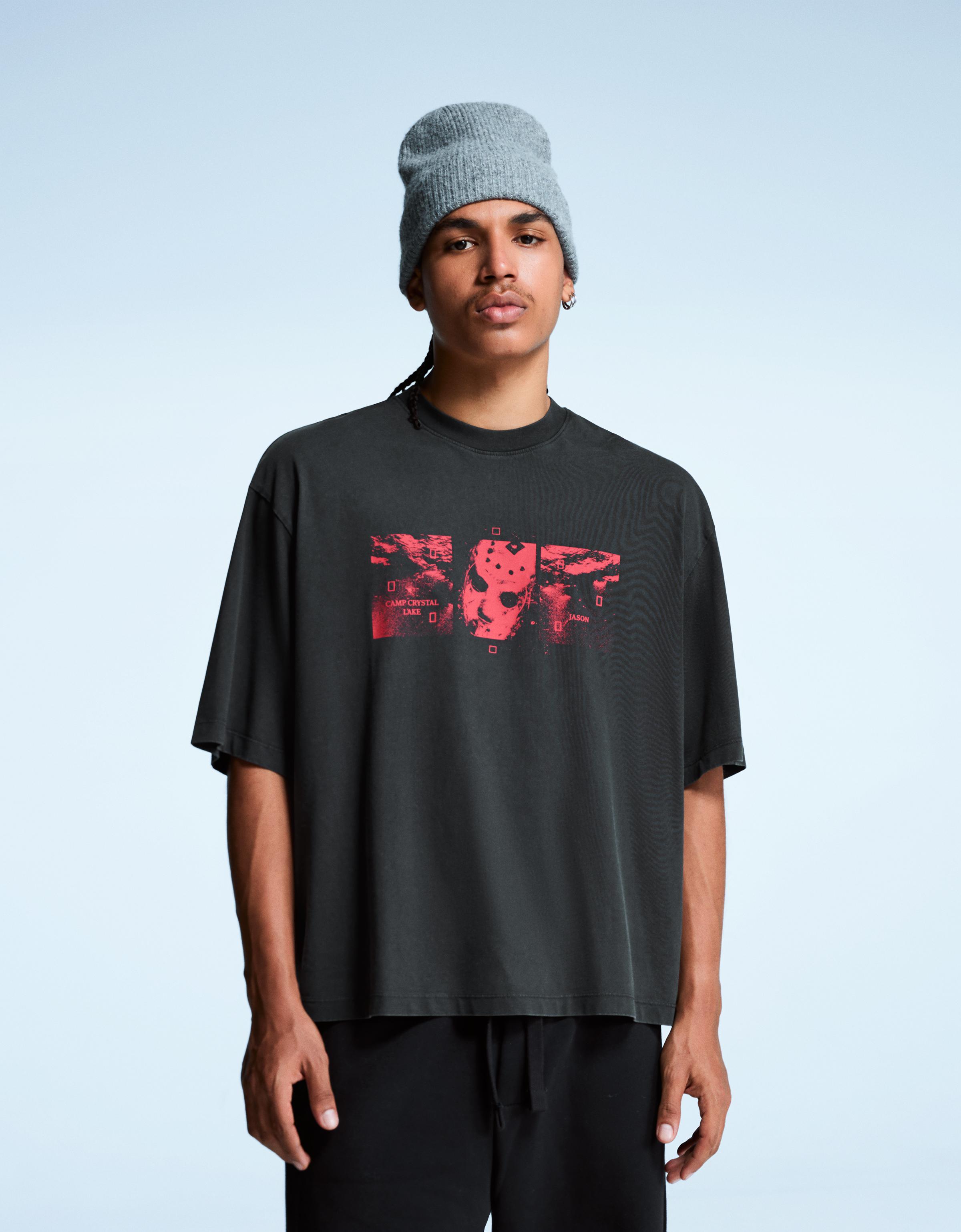 Bershka T-Shirt Friday The 13th Mit Kurzen Ärmeln Und Print Herren Xs Grau