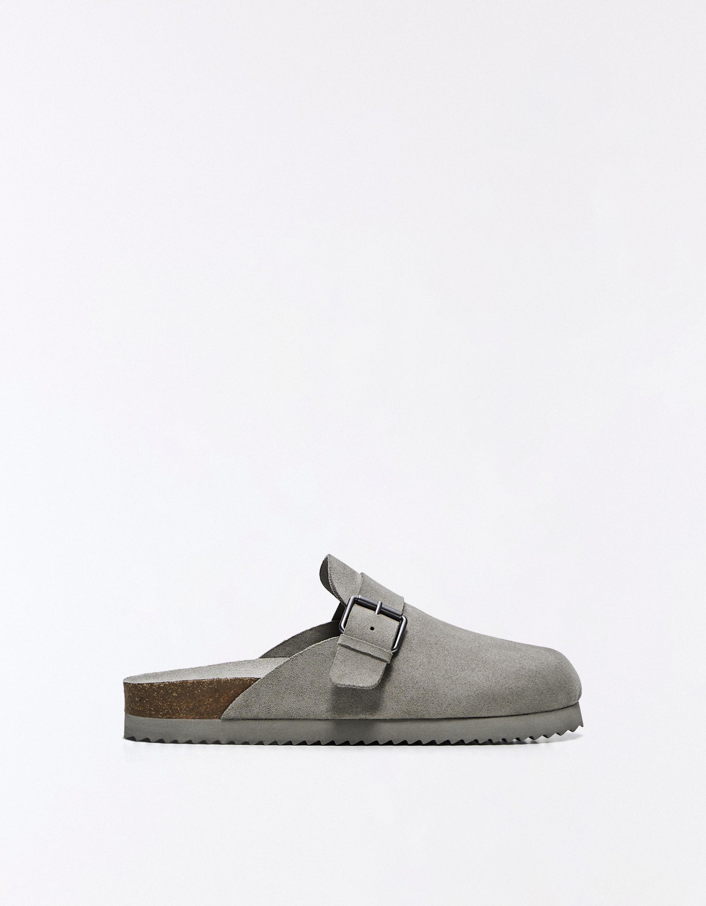 CASUAL BUCKLE CLOGS — Grey