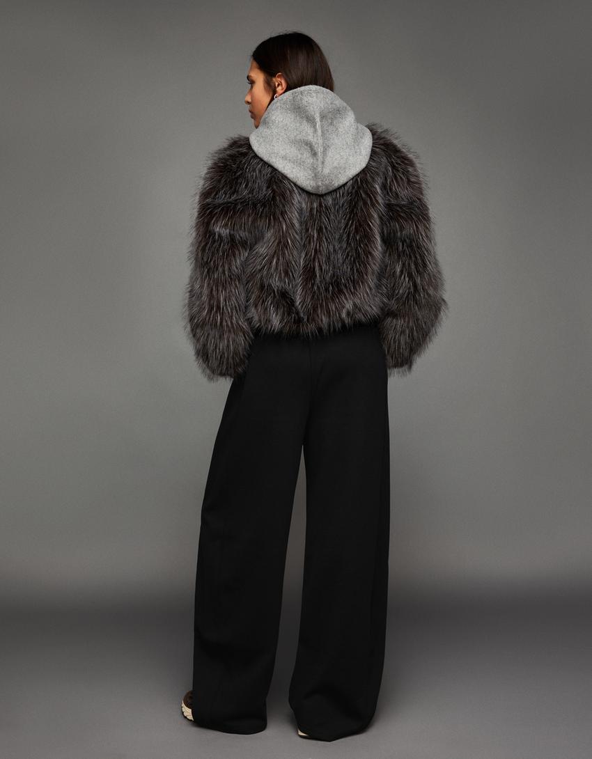 Barrel-Fit-Hose aus Plüsch-Schwarz