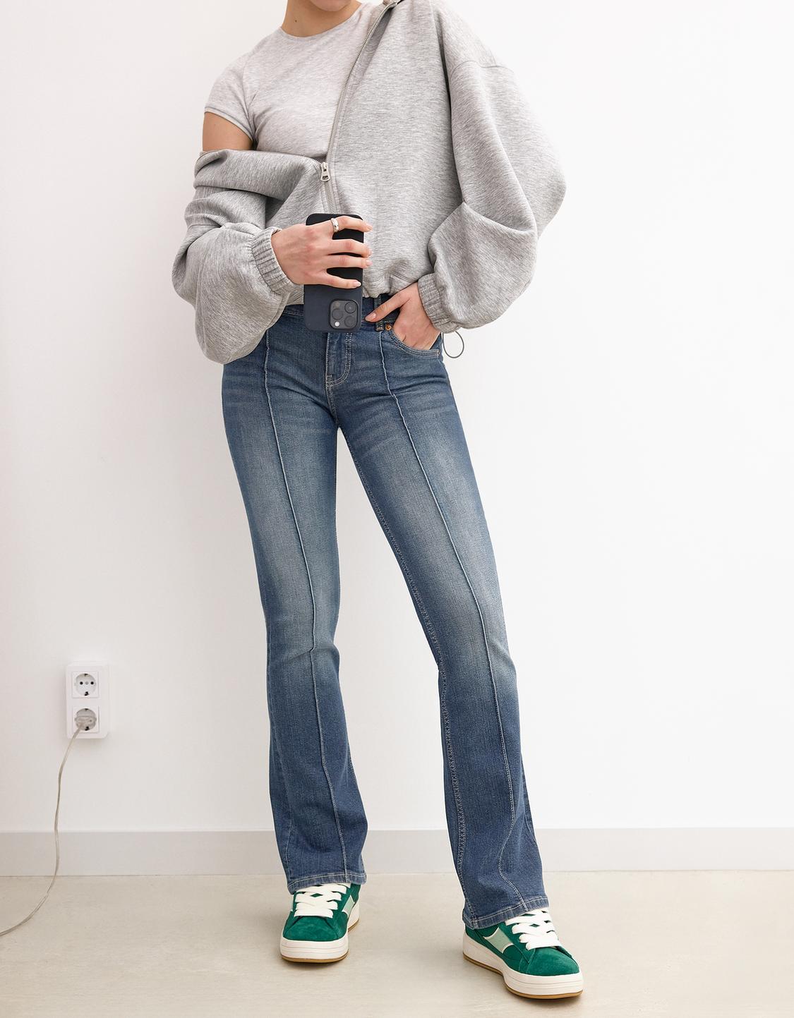 Low-rise boot-cut jeans