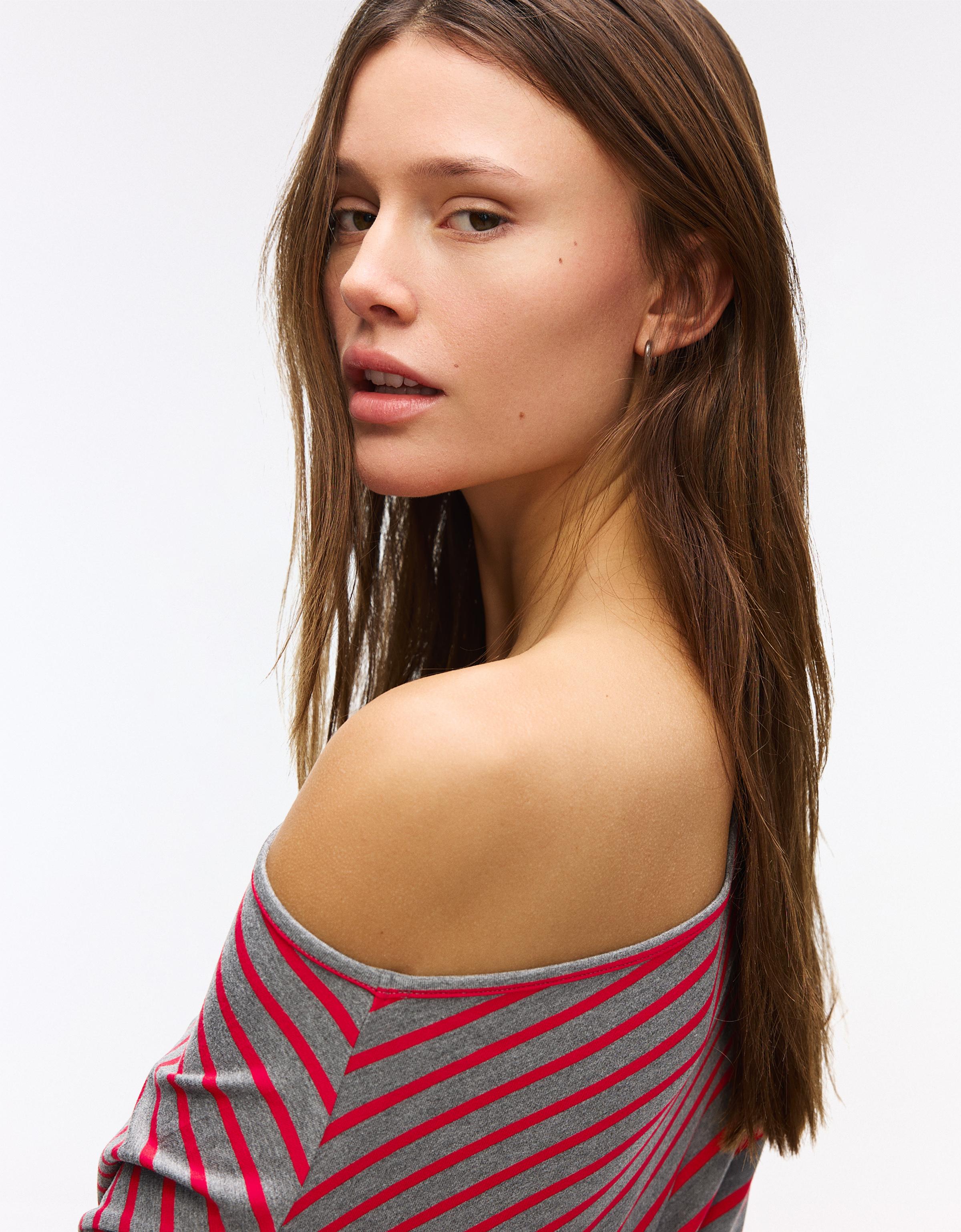 Asimetrik kısa kollu tişört - Görsel 106