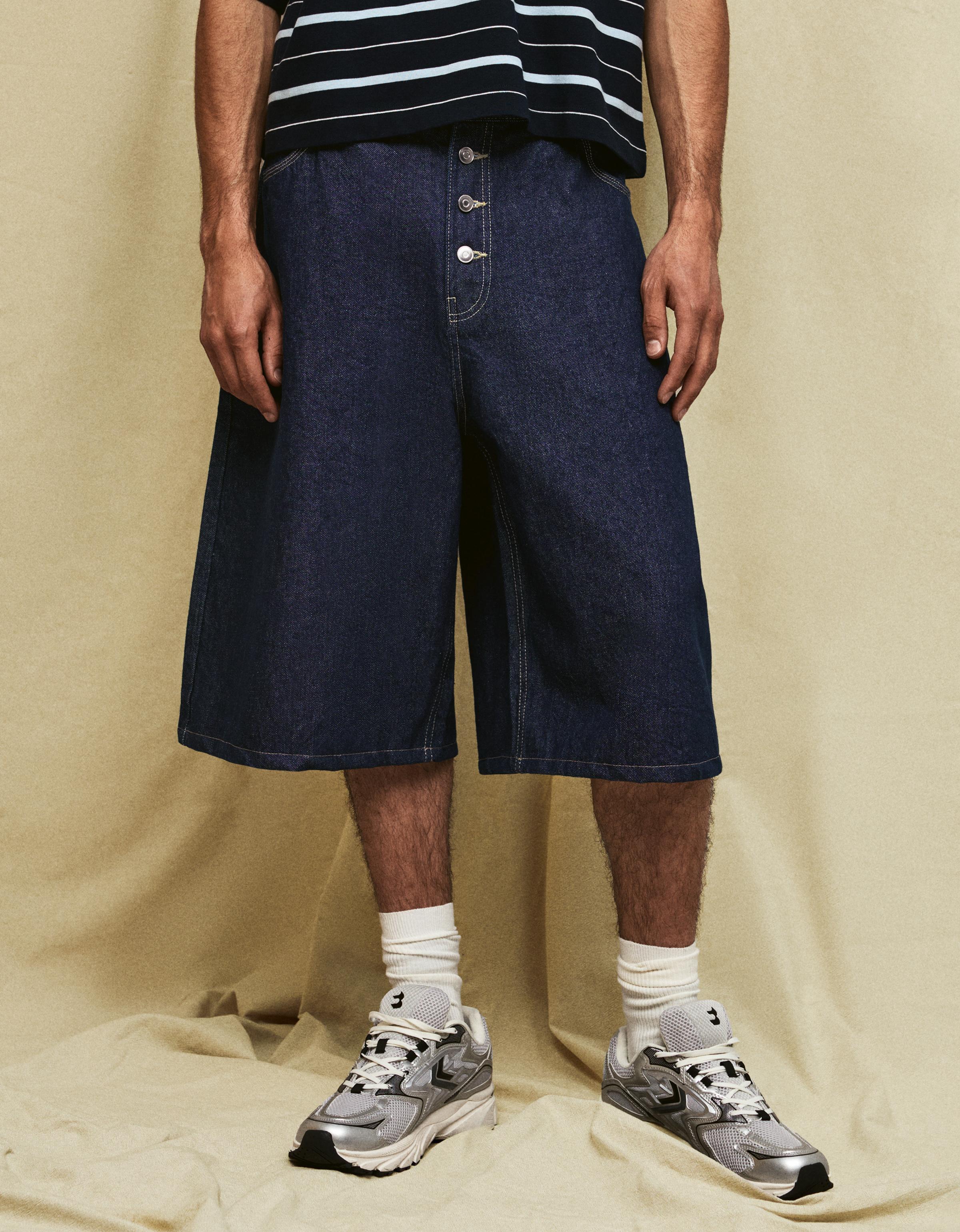 Barrel leg denim Bermuda shorts — Navy