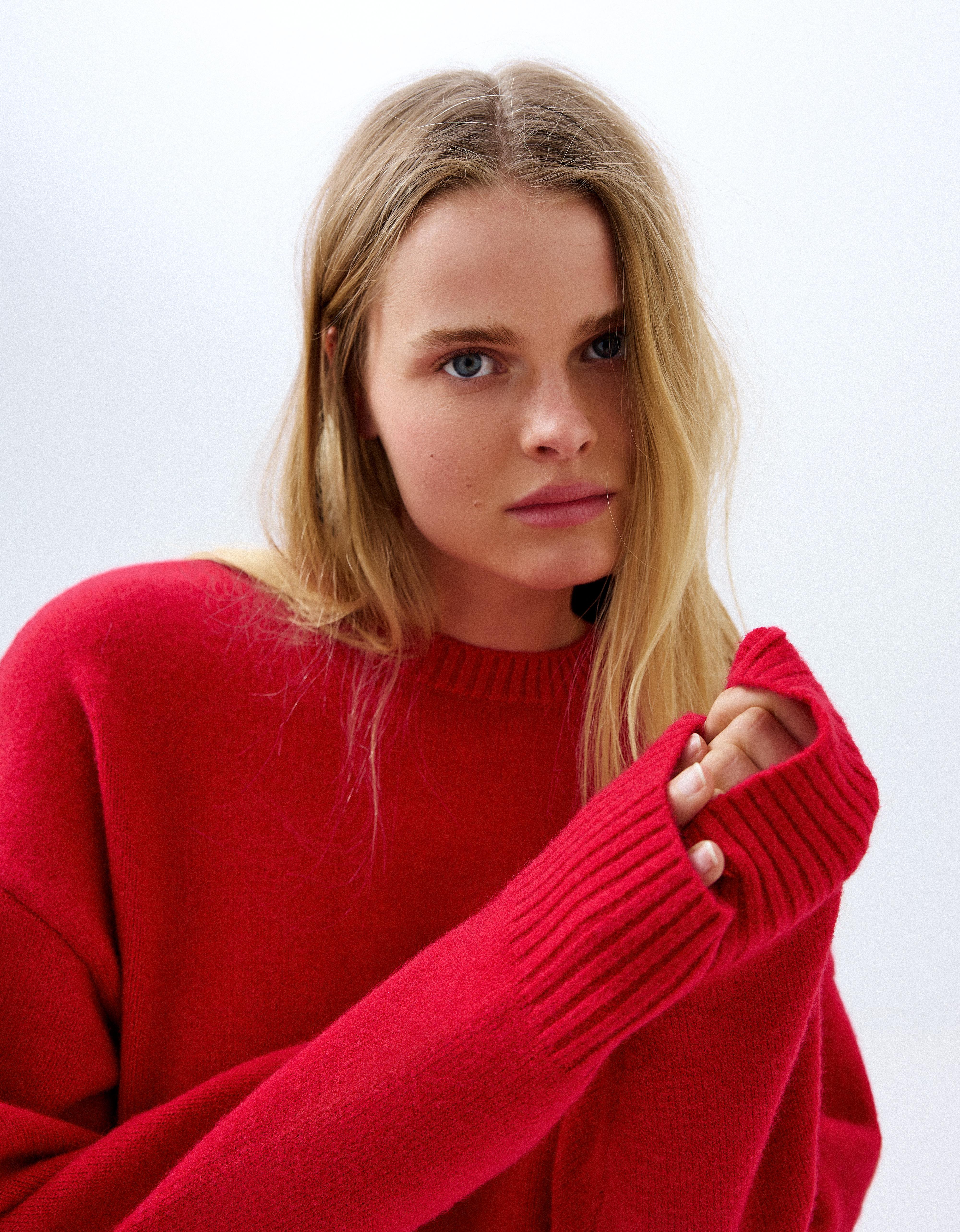 Round neck jumper — Red
