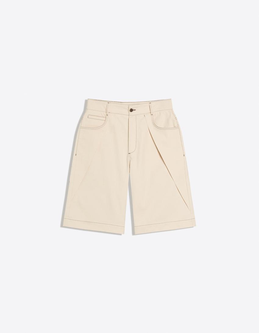 Super baggy Bermuda shorts with pleats-Cream