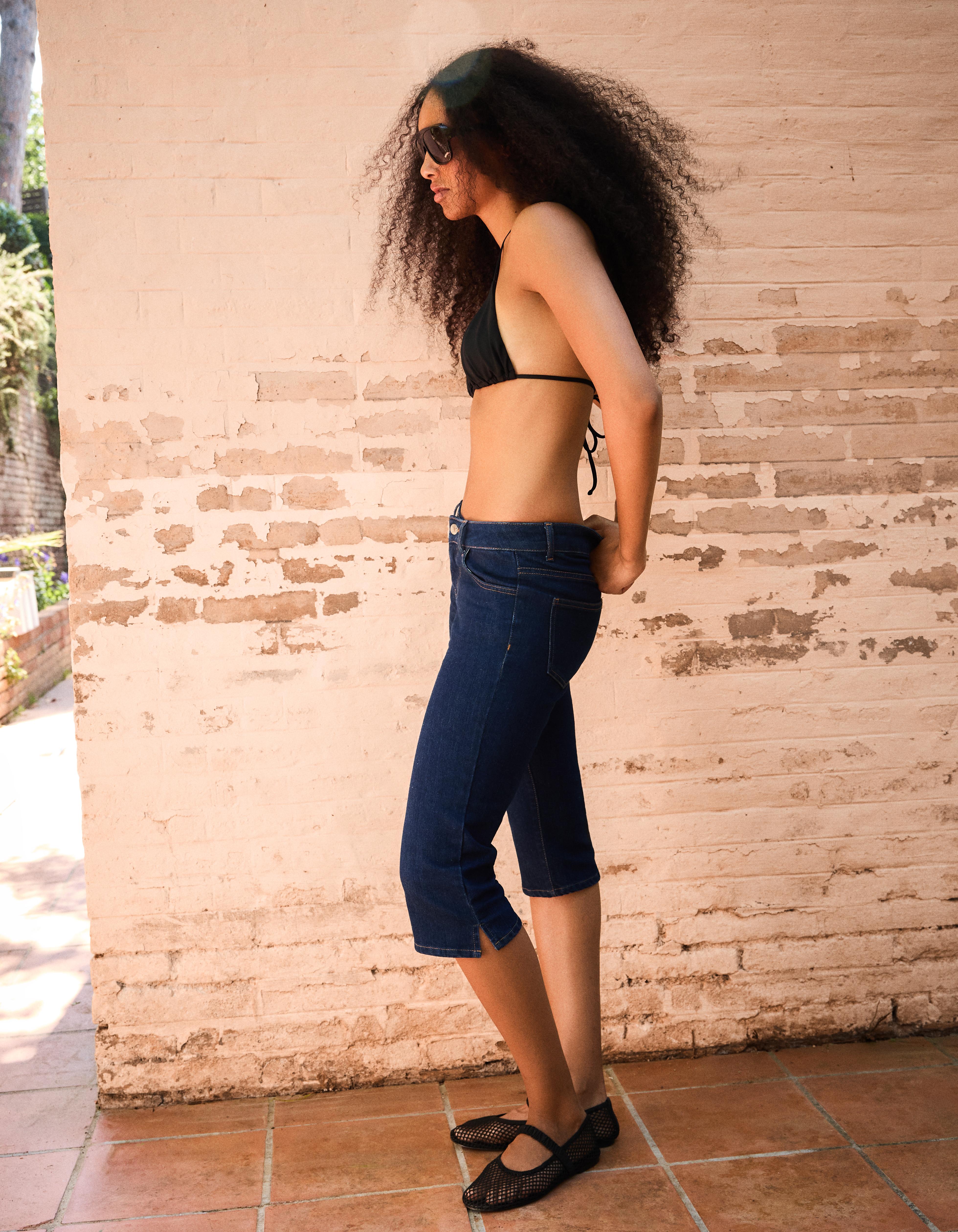 Capris — Navy