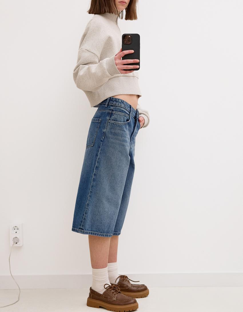 Baggy denim Bermuda shorts-Blue
