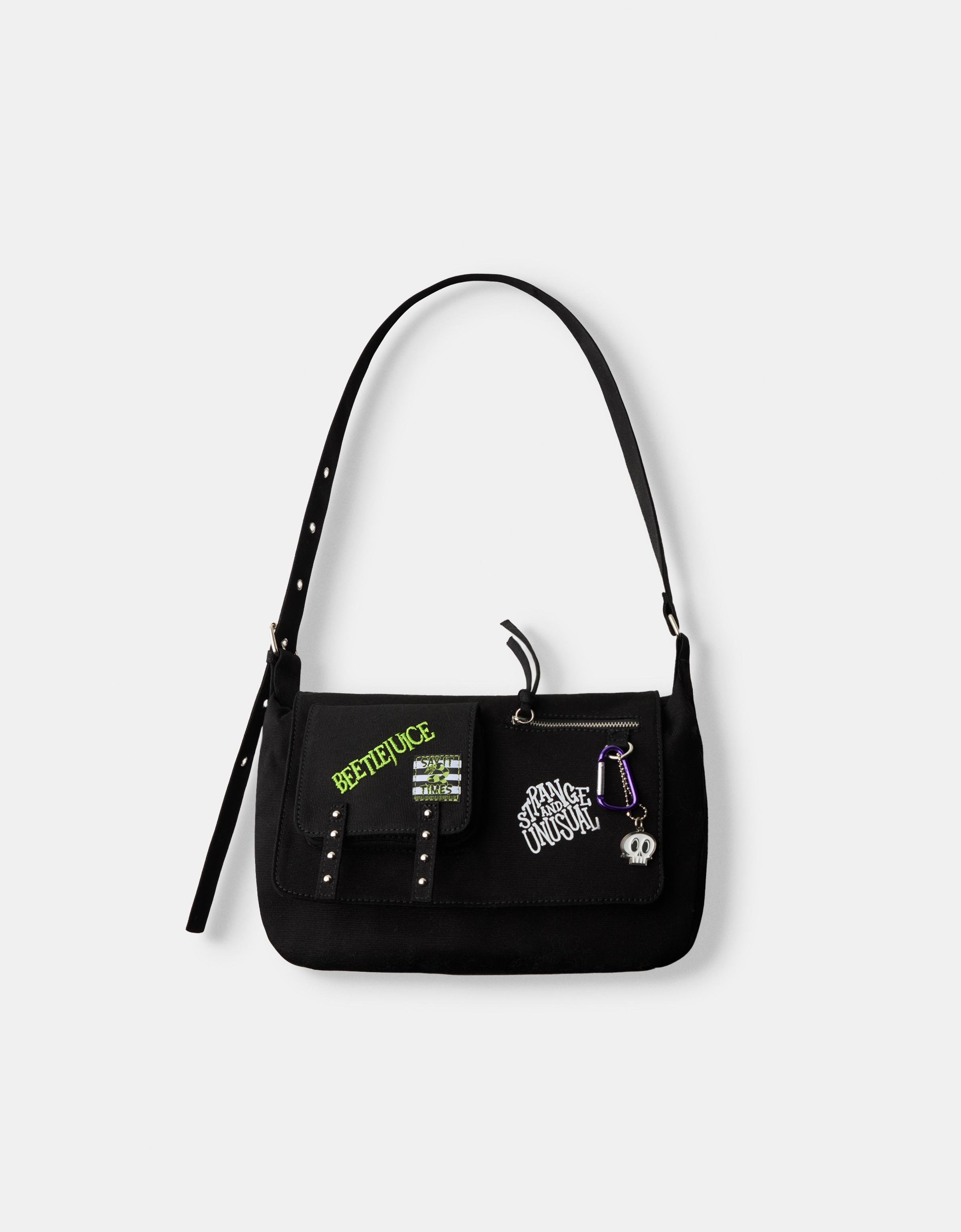 Bershka Tasche Beershka X Beetlejuice Damen Schwarz