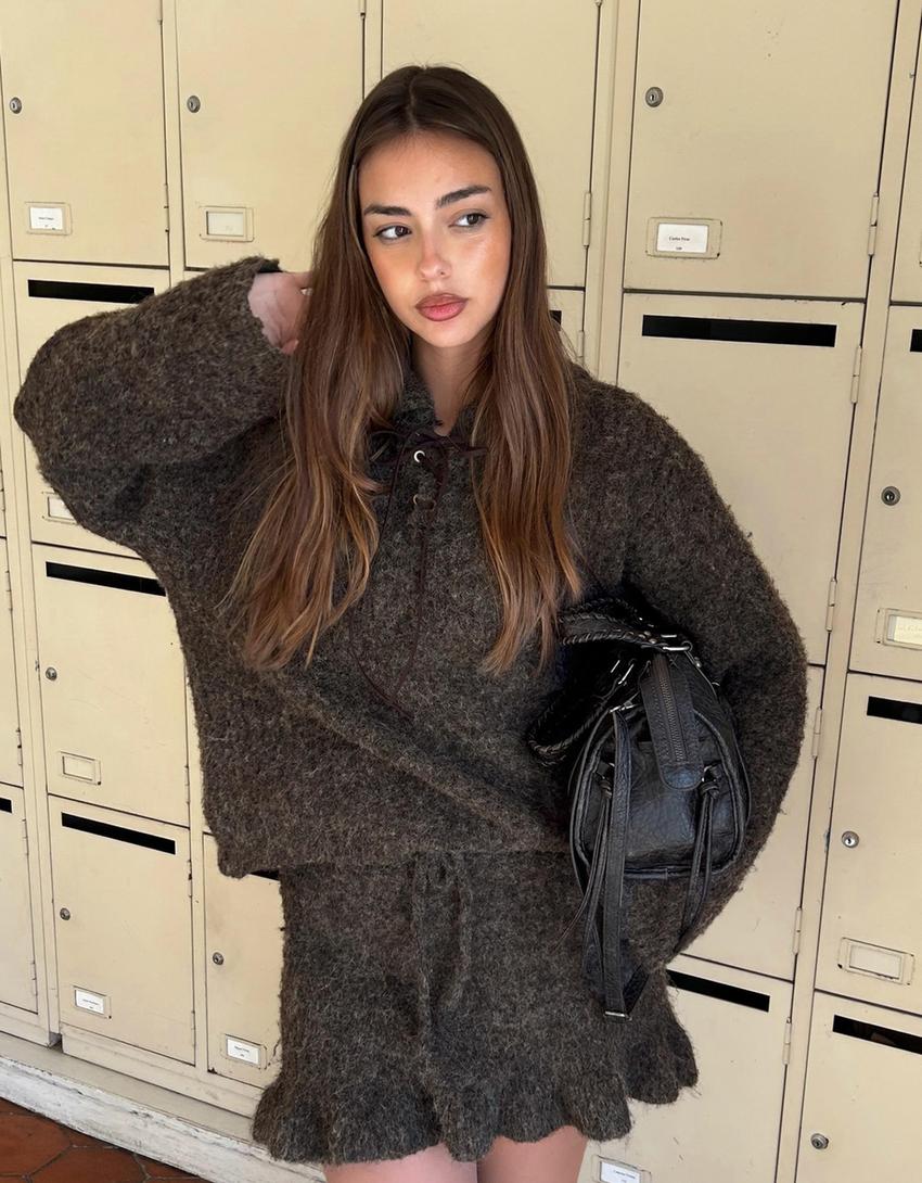 Mini skirt with ruffle and bow-Brown