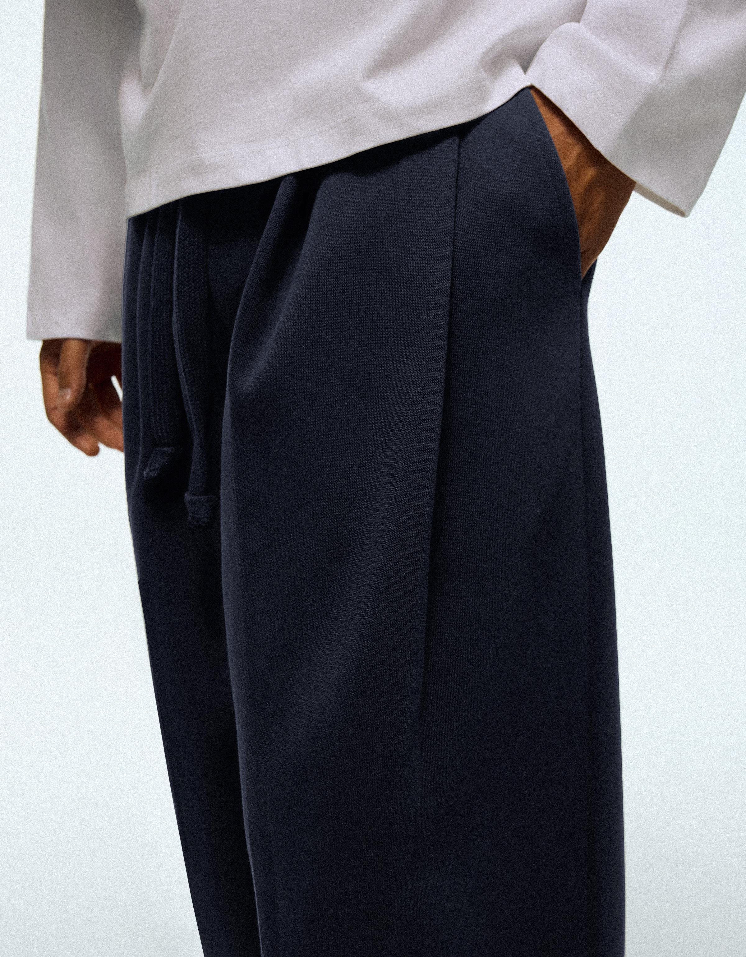 Bershka Pileli super baggy fit pantolon görsel 5
