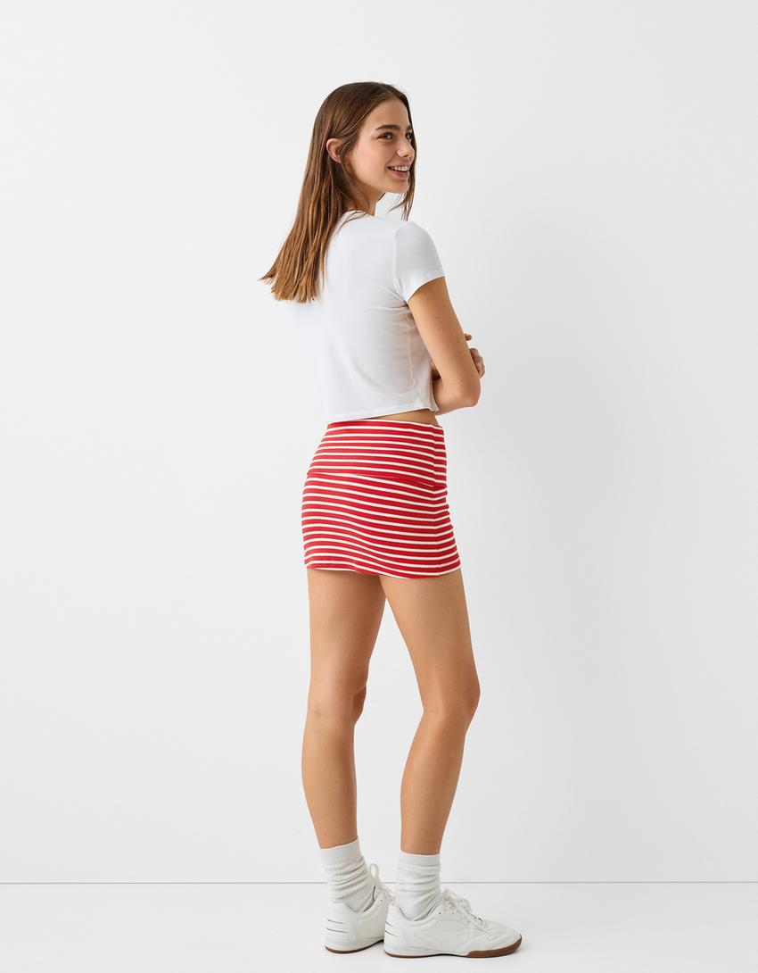 تنورة قصيرة بخصر مطوي-أبيض-1