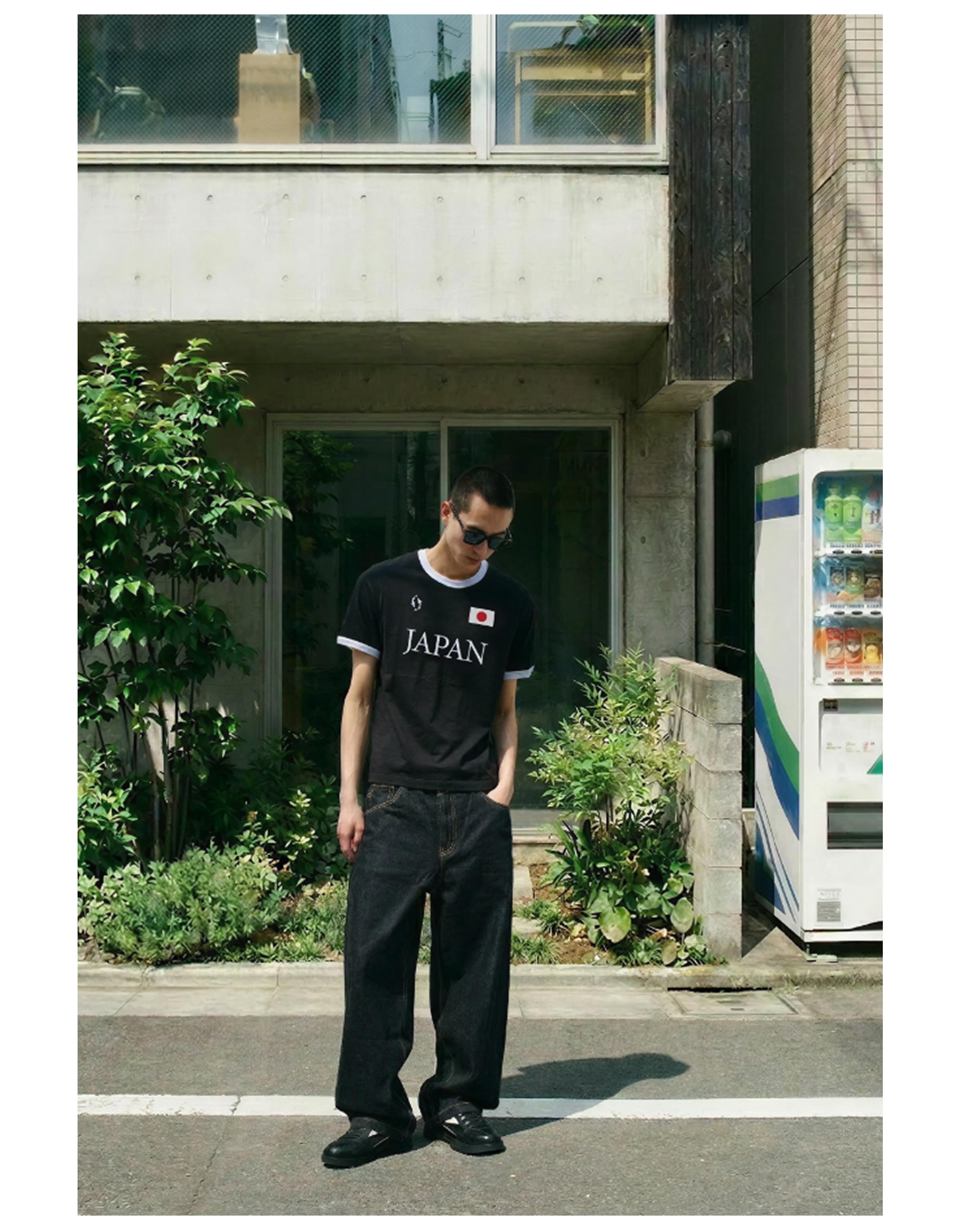 Slim fit printed T-shirt — Black
