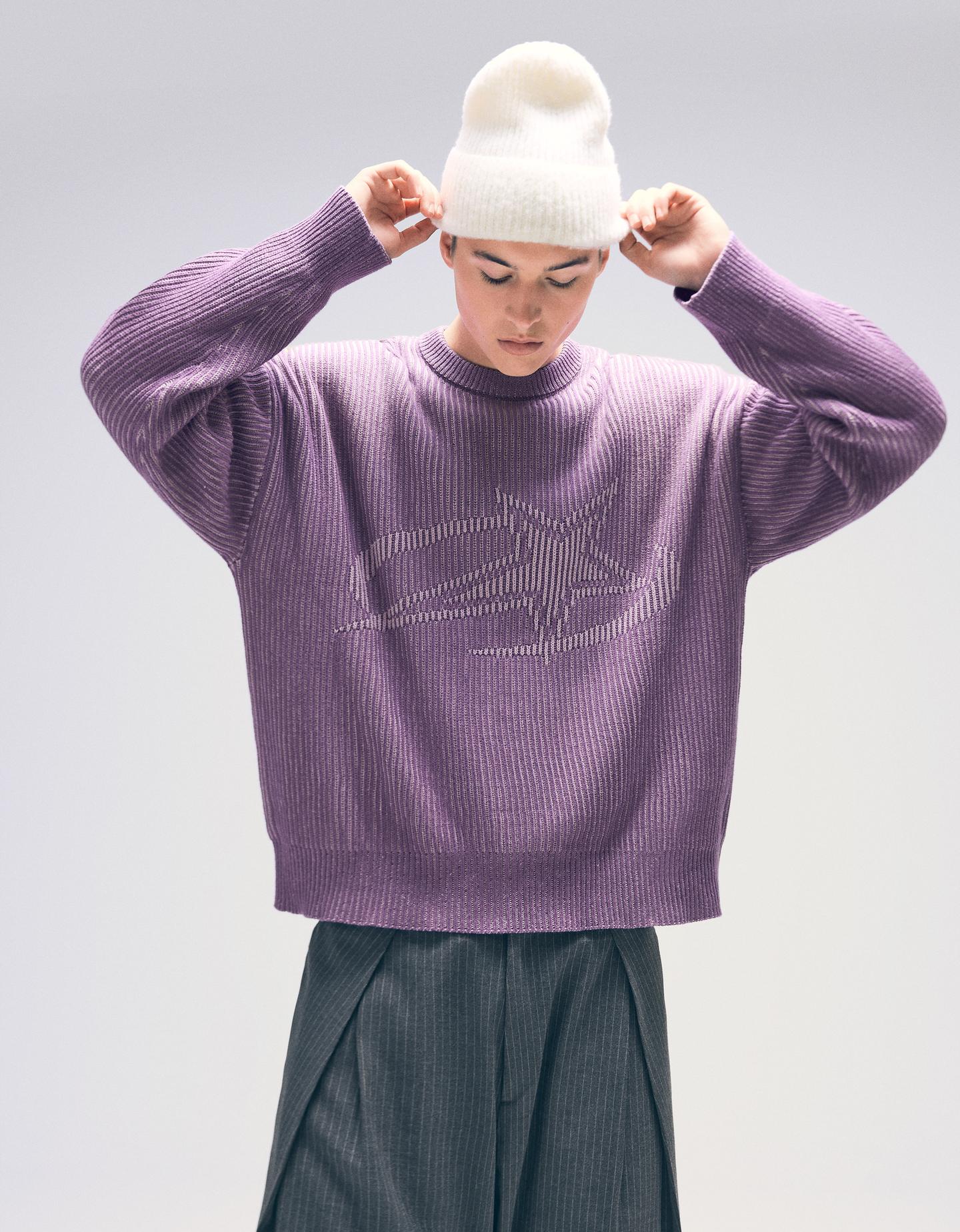 Bershka sweter z nadrukiem fioletowy