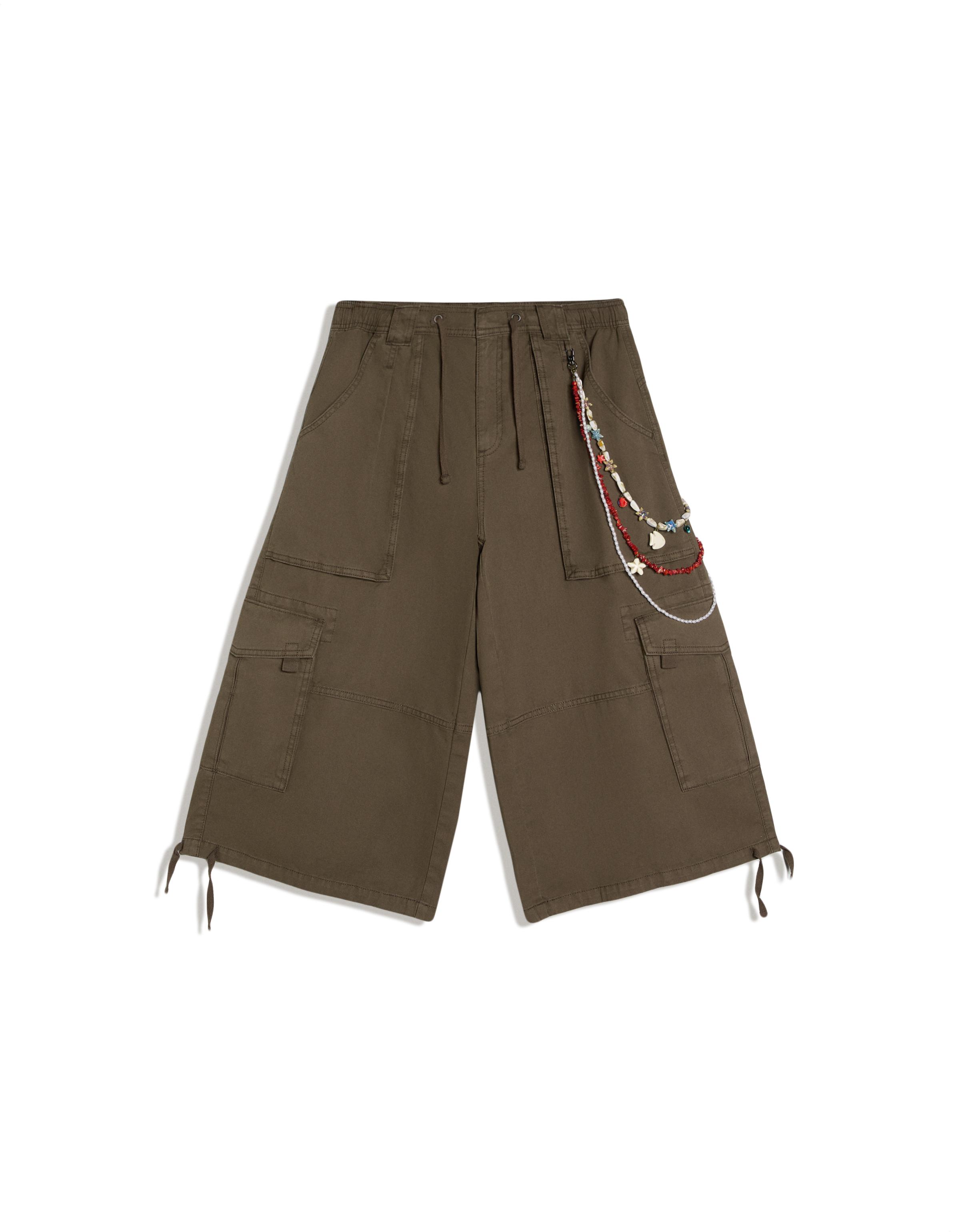 Cargo Bermuda shorts with chains — Khaki