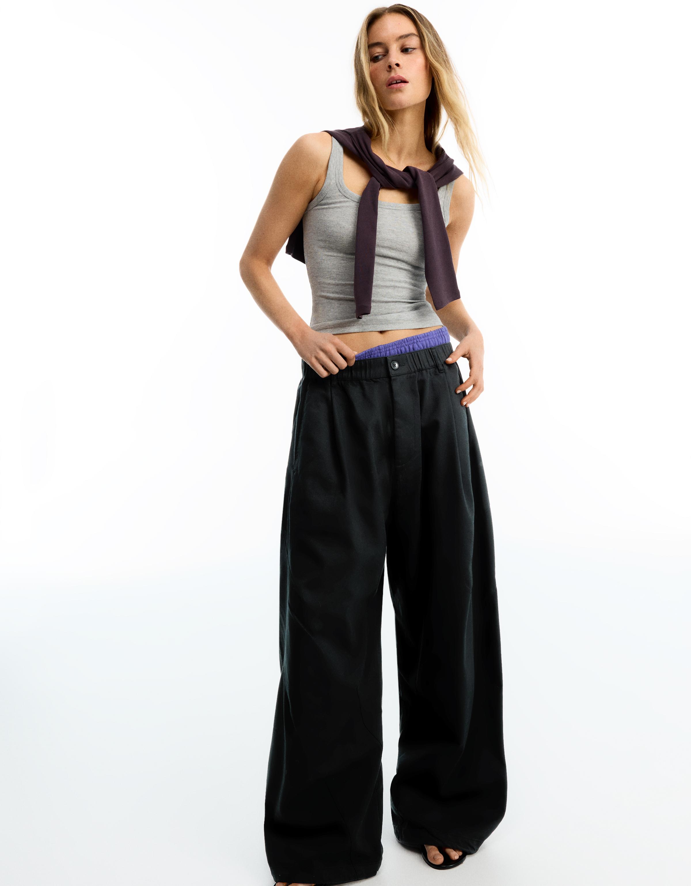 Darted barrel leg trousers — Black