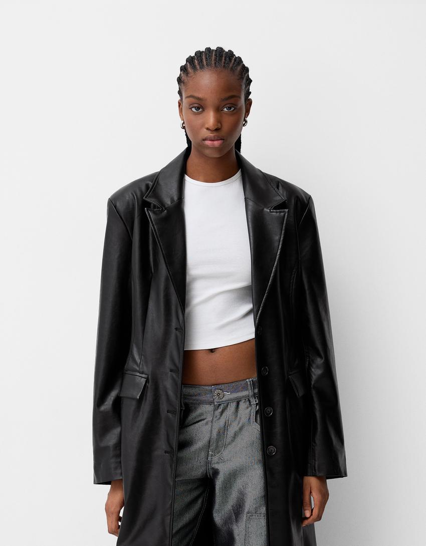 Abrigo Entallado Blazer Efecto Piel Bershka Cuero Abrigos Chica