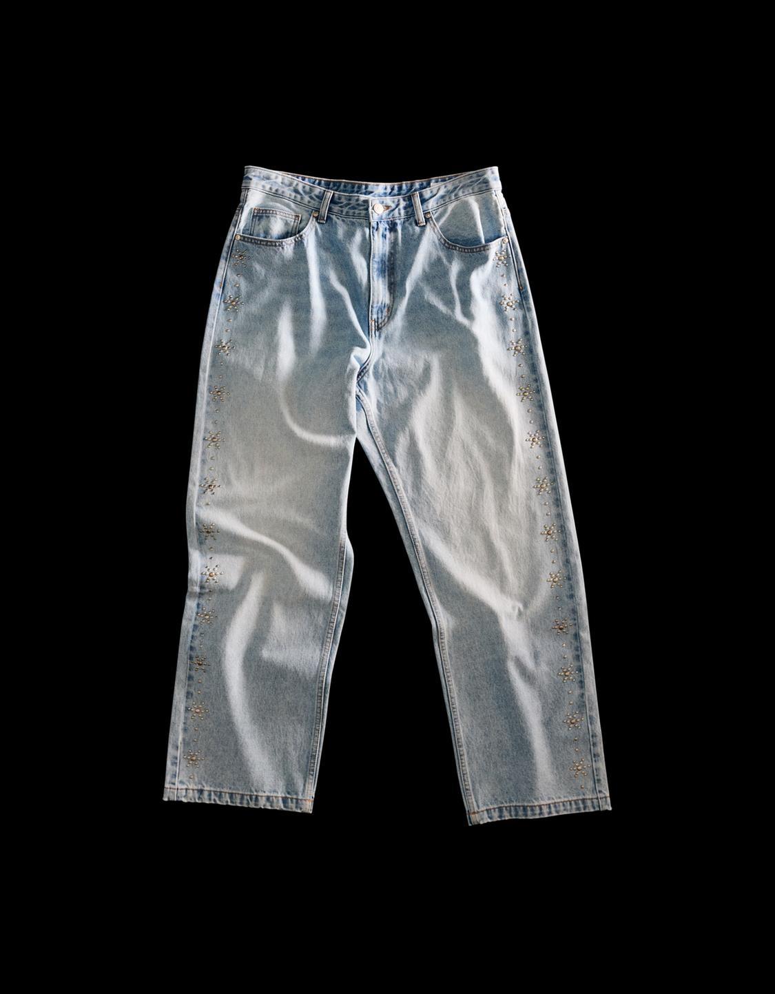 Studded baggy jeans