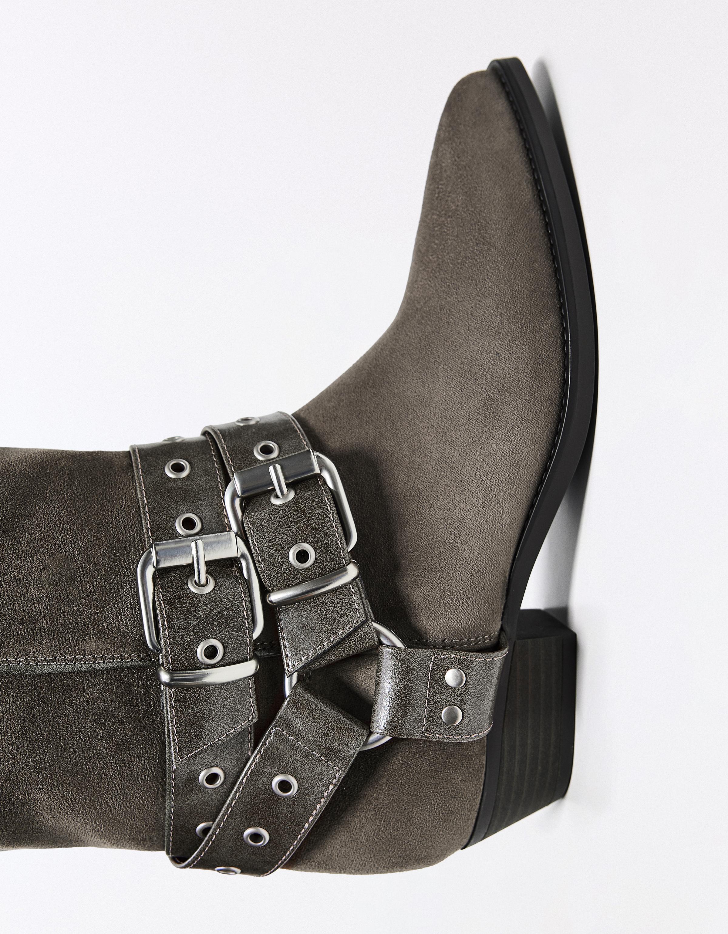 FLAT SLOUCHY BIKER BOOTS — Grey