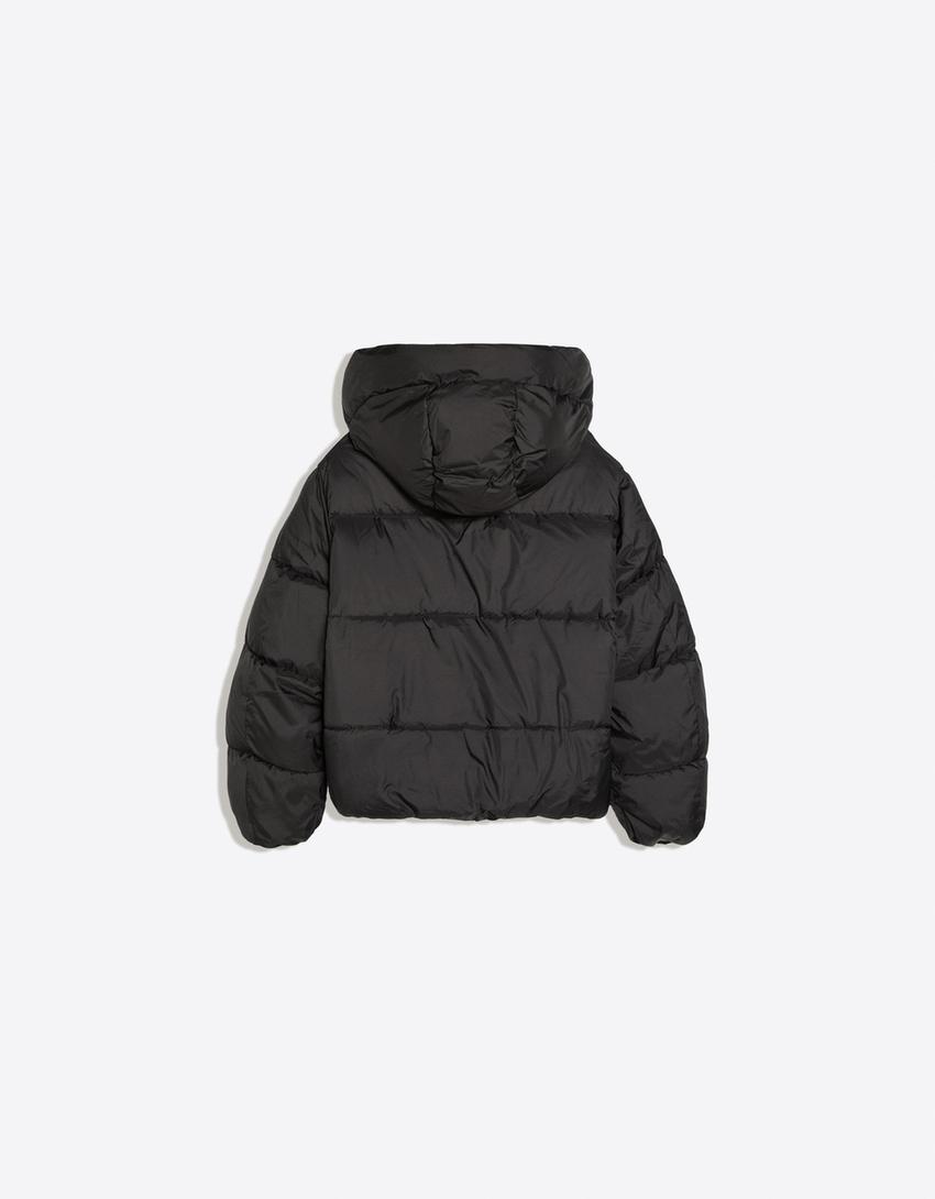 Giubbotto imbottito oversize con cappuccio-Nero