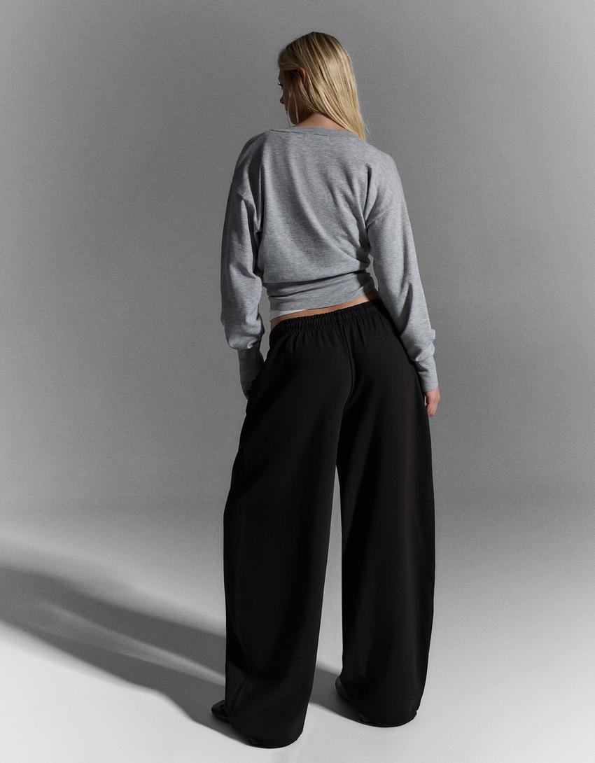 Reguleeritavad barrel-lõikega plüüspüksid-Must