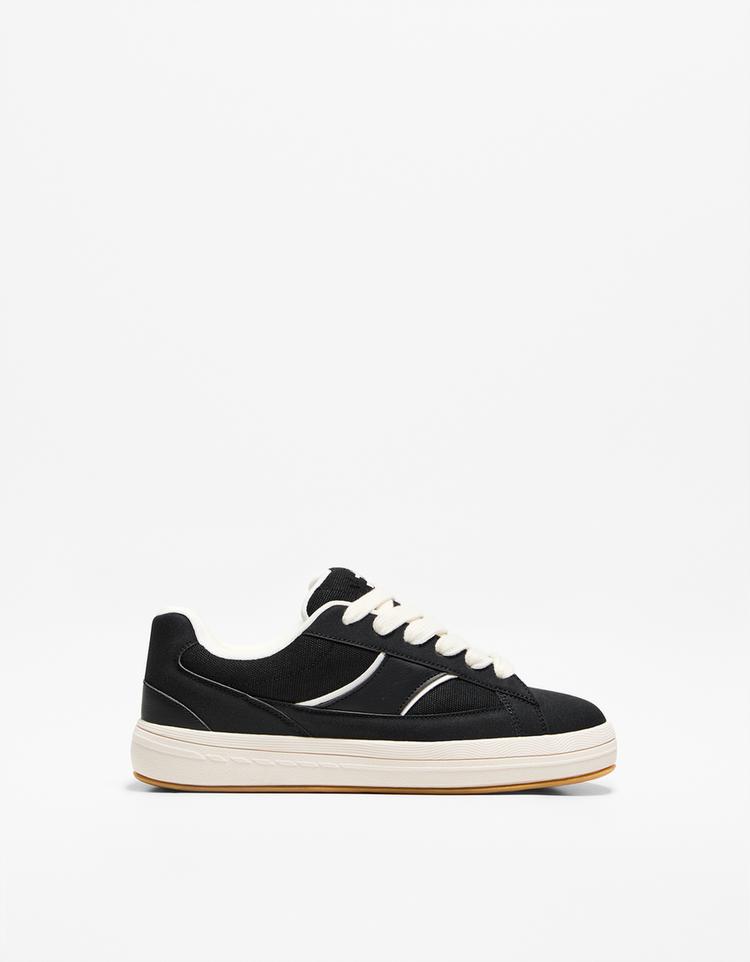 Sneakers skate