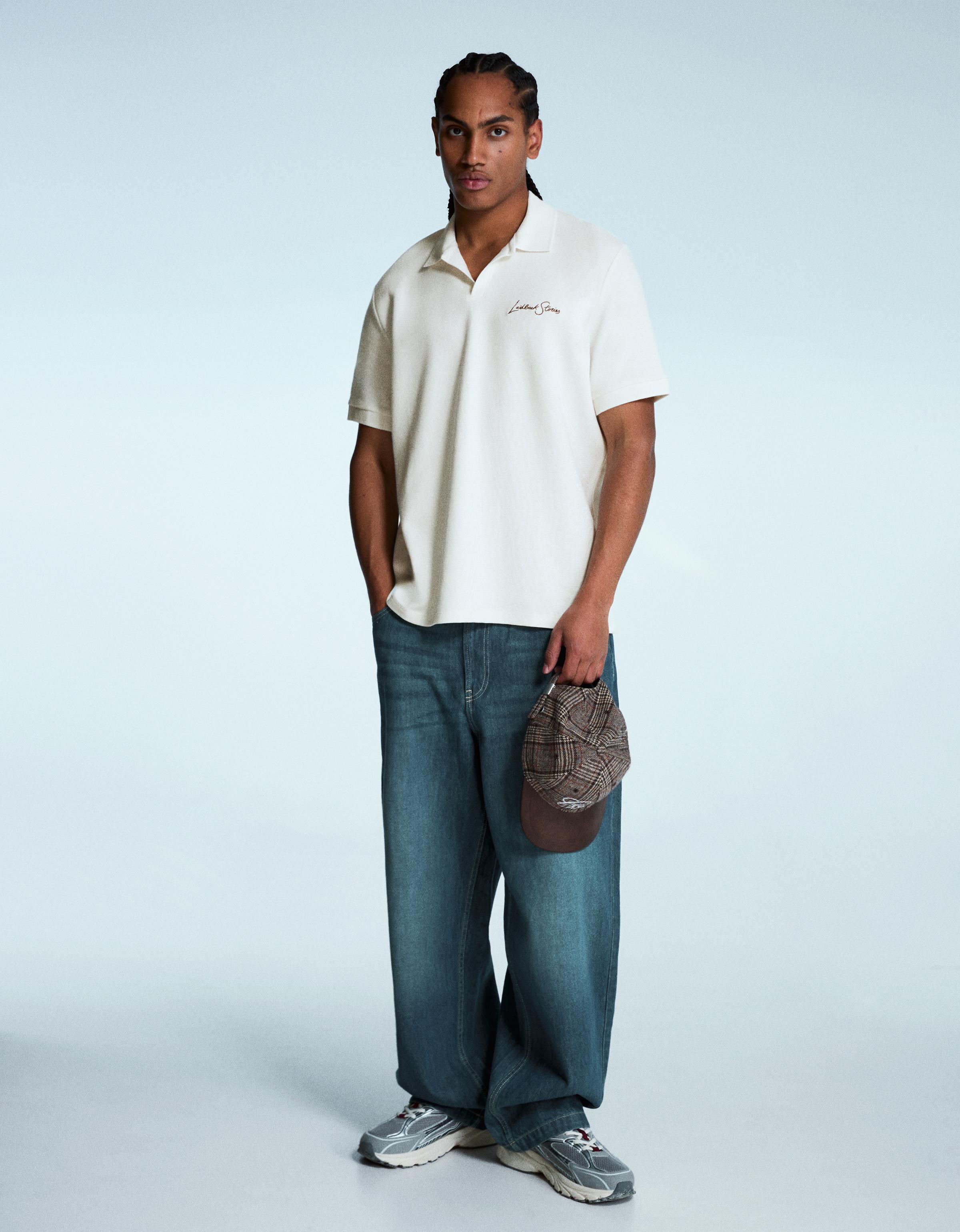 Kısa kollu nakışlı polo yaka tişört - Görsel 14