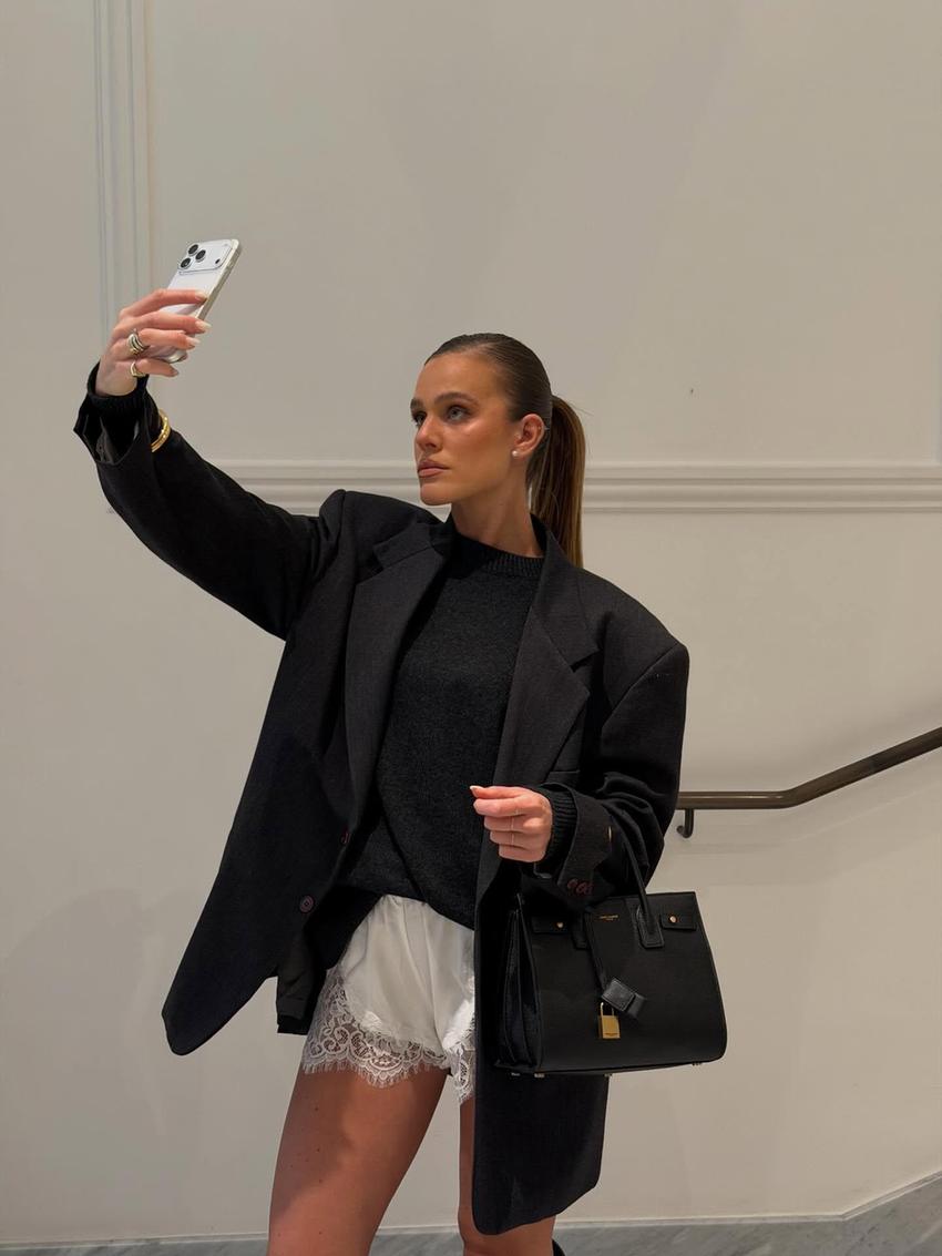 Bermuda en satin avec dentelle-Écru